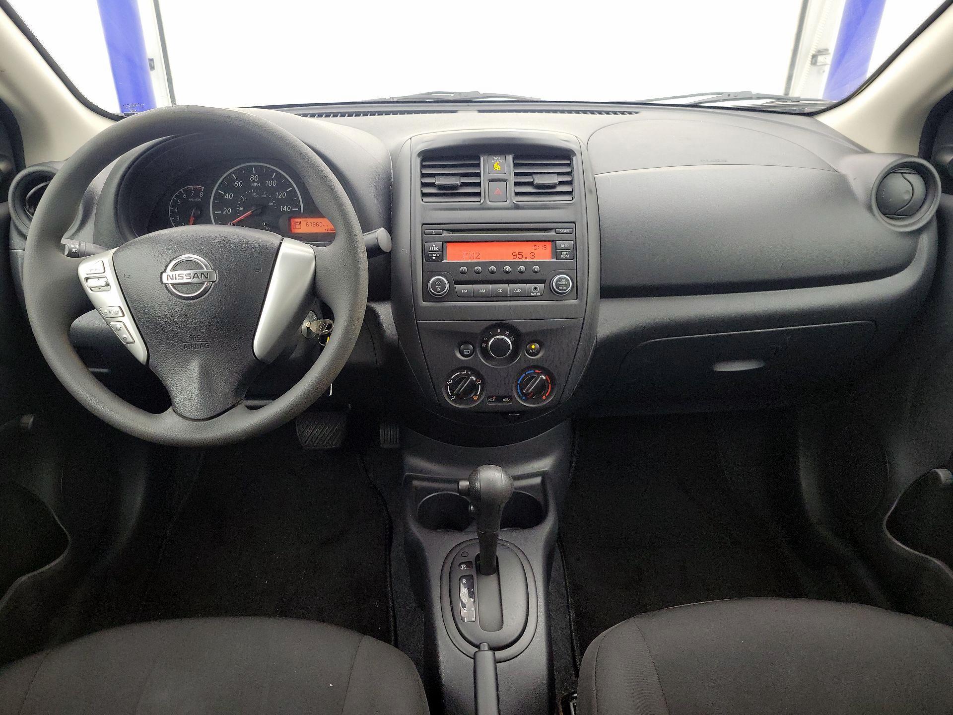Thumbnail: 2015 Nissan Versa - 9