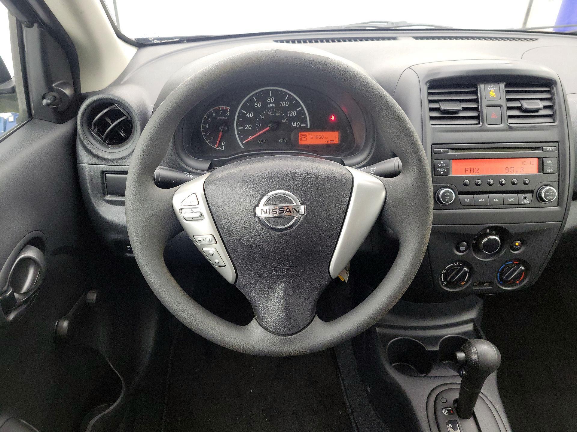 Thumbnail: 2015 Nissan Versa - 10