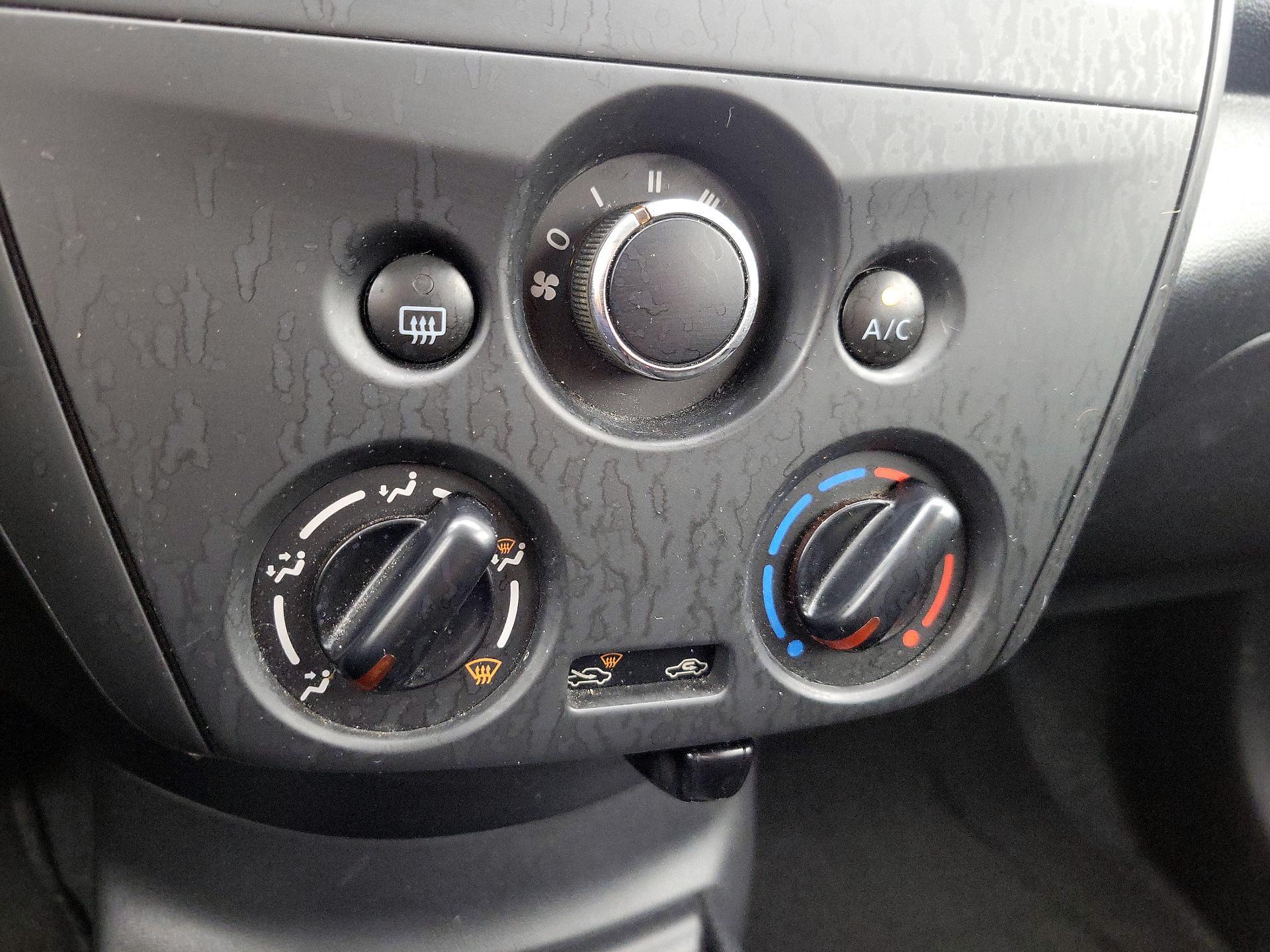 Thumbnail: 2015 Nissan Versa - 15