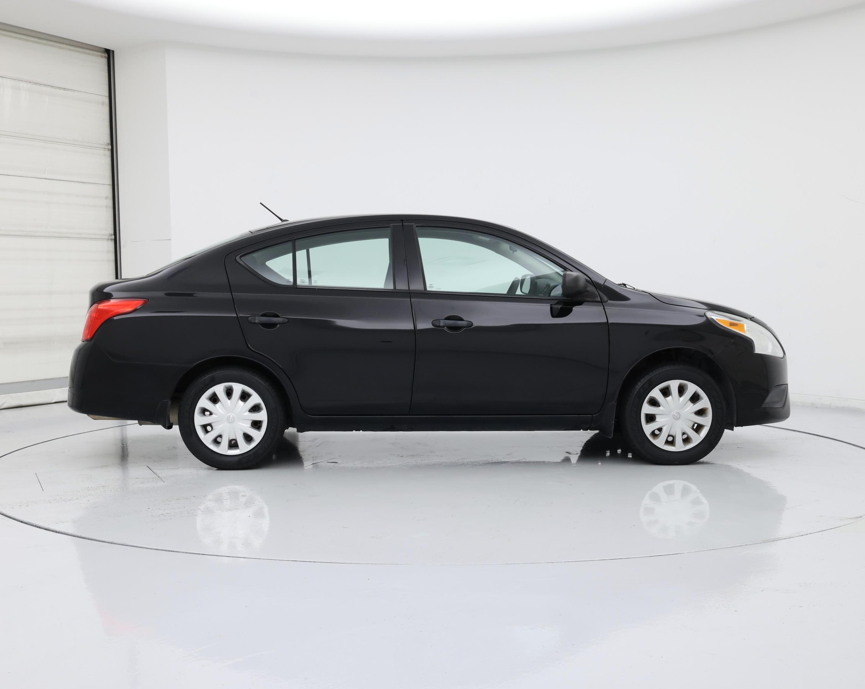 Thumbnail: 2015 Nissan Versa - 7