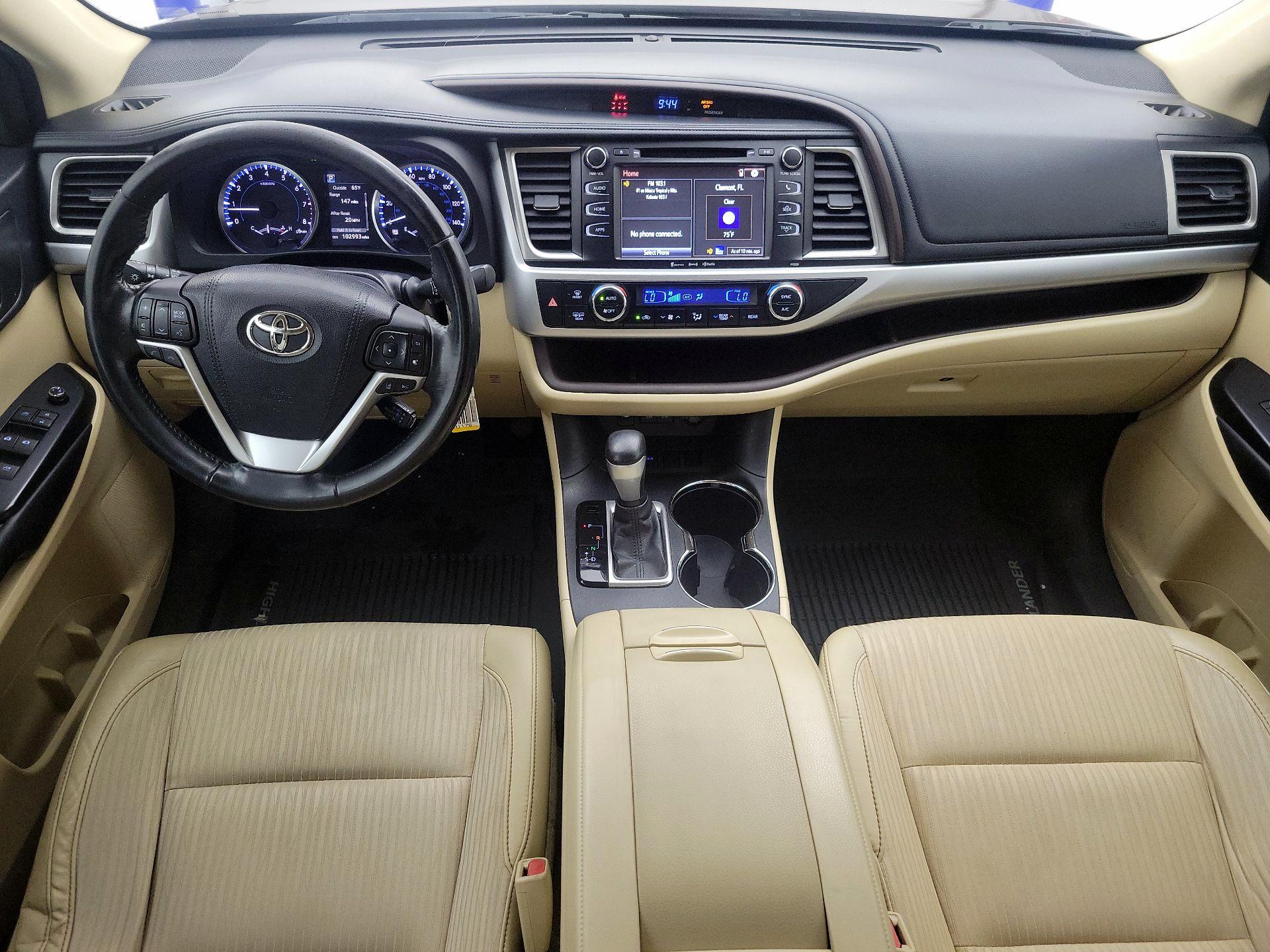 Thumbnail: 2017 Toyota Highlander - 9