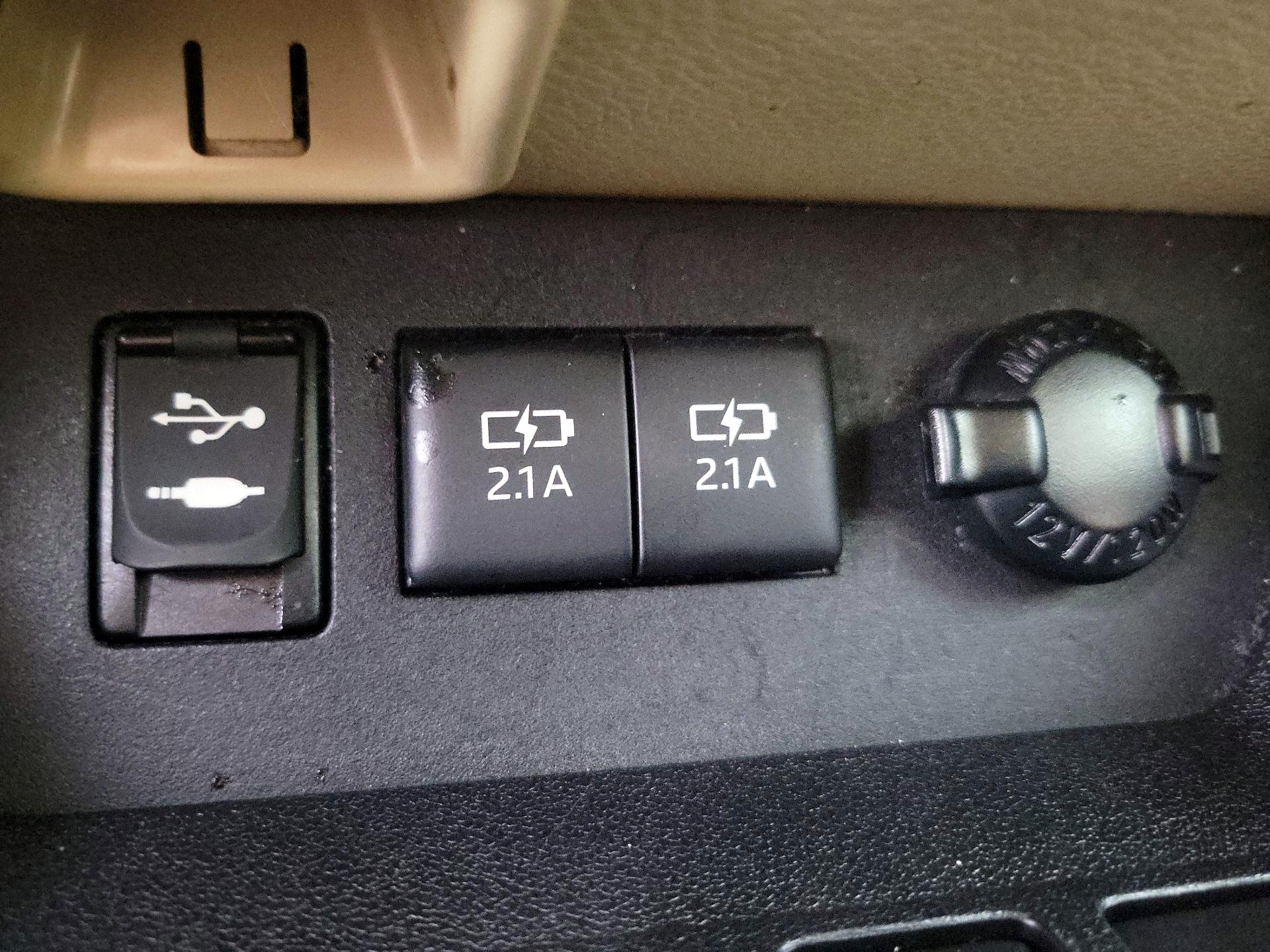 Thumbnail: 2017 Toyota Highlander - 18