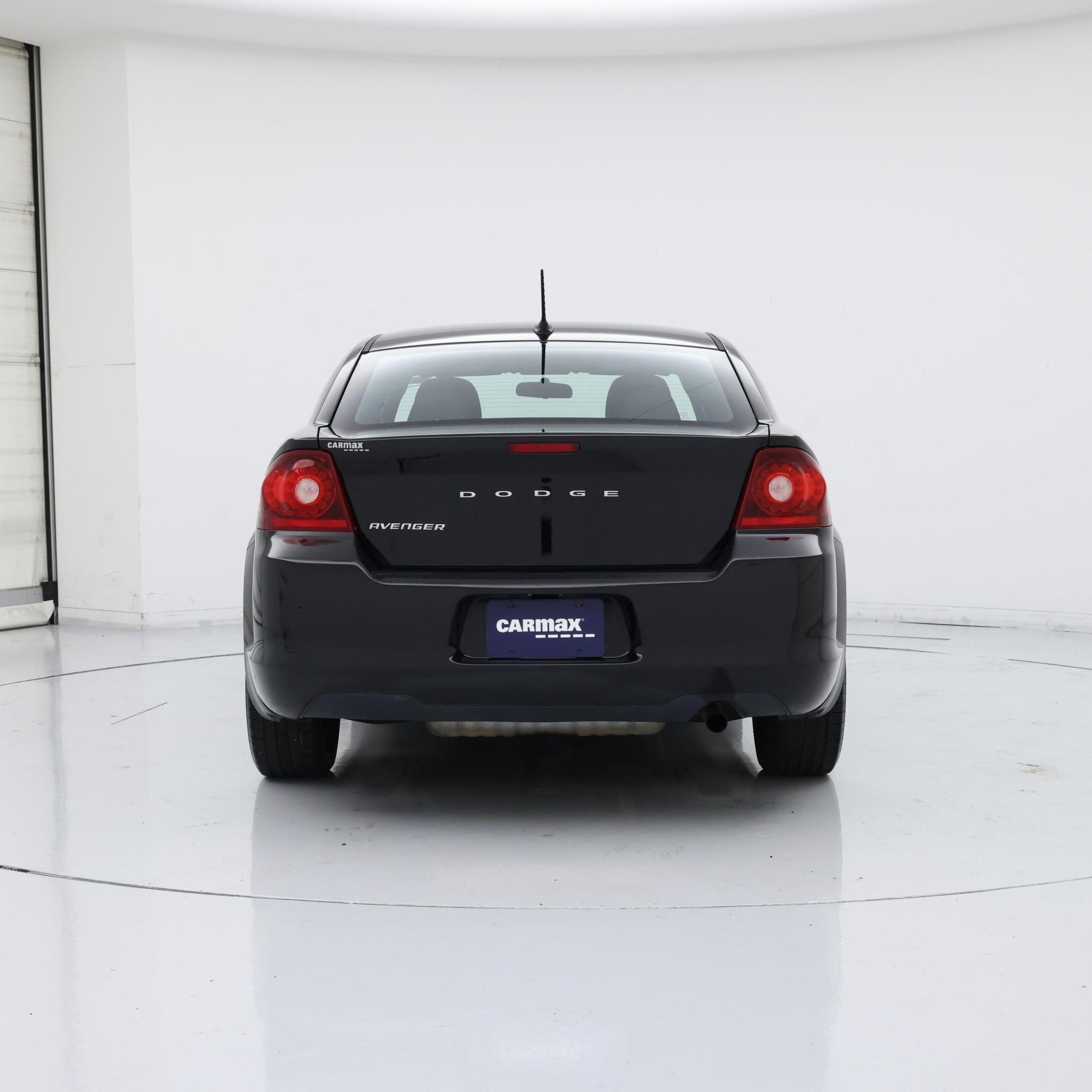 Thumbnail: 2014 Dodge Avenger - 6