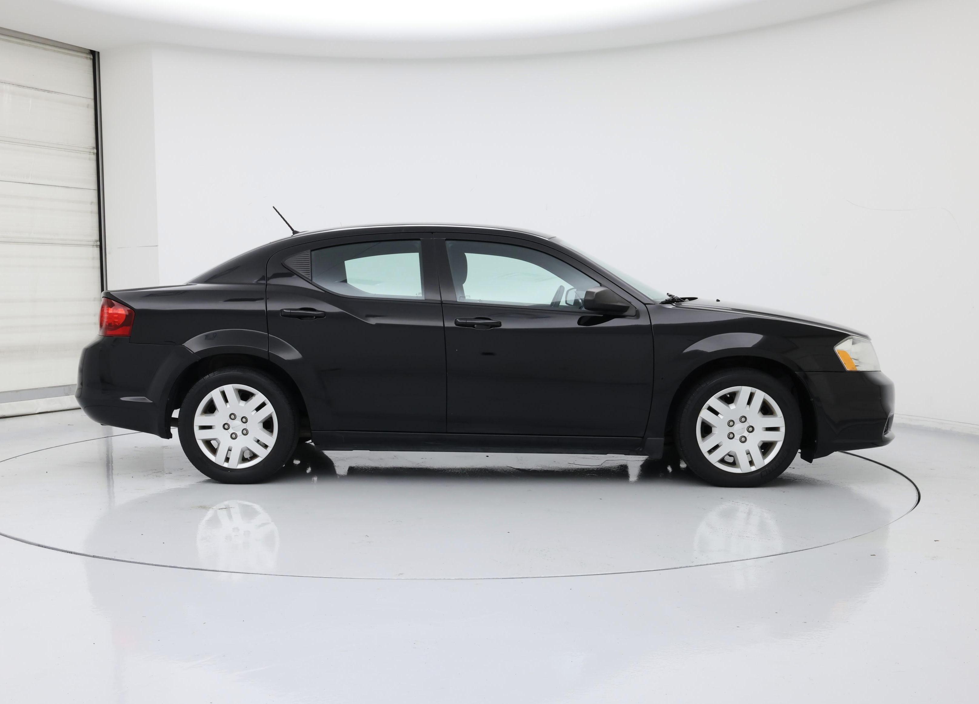 Thumbnail: 2014 Dodge Avenger - 7