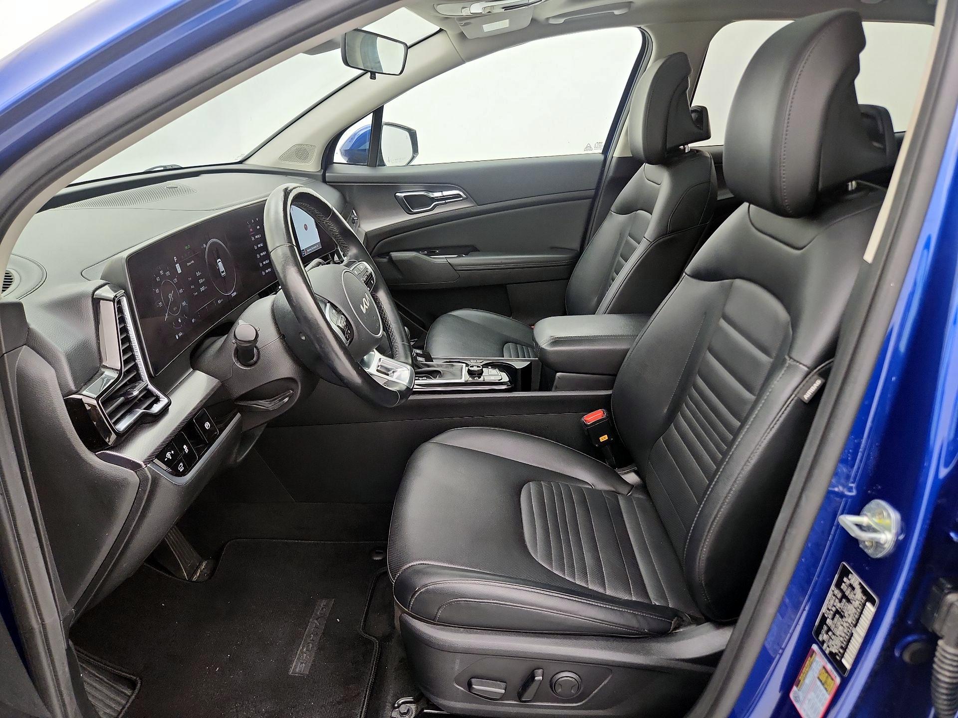 Thumbnail: 2023 Kia Sportage - 11