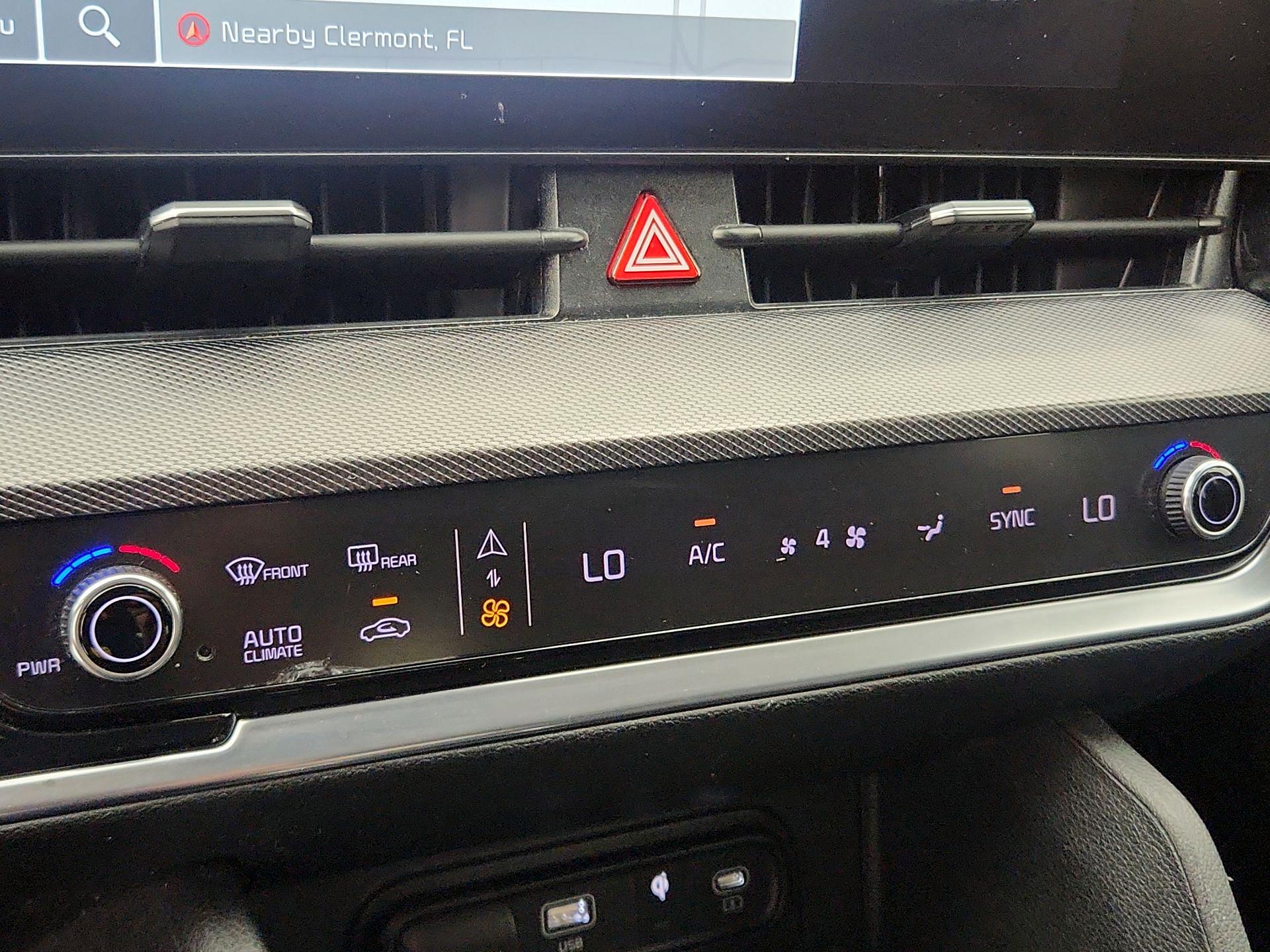 Thumbnail: 2023 Kia Sportage - 17