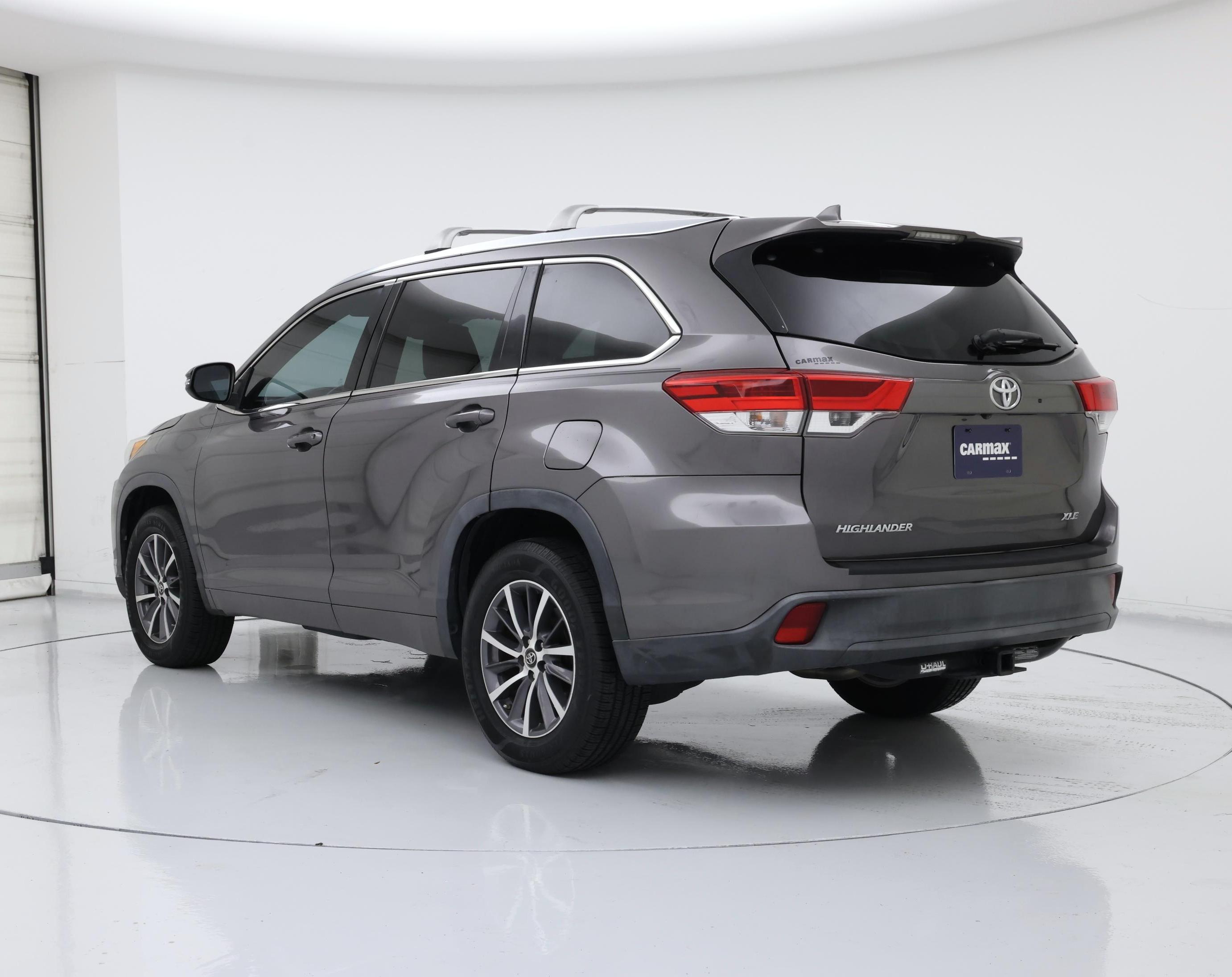 Thumbnail: 2018 Toyota Highlander - 2