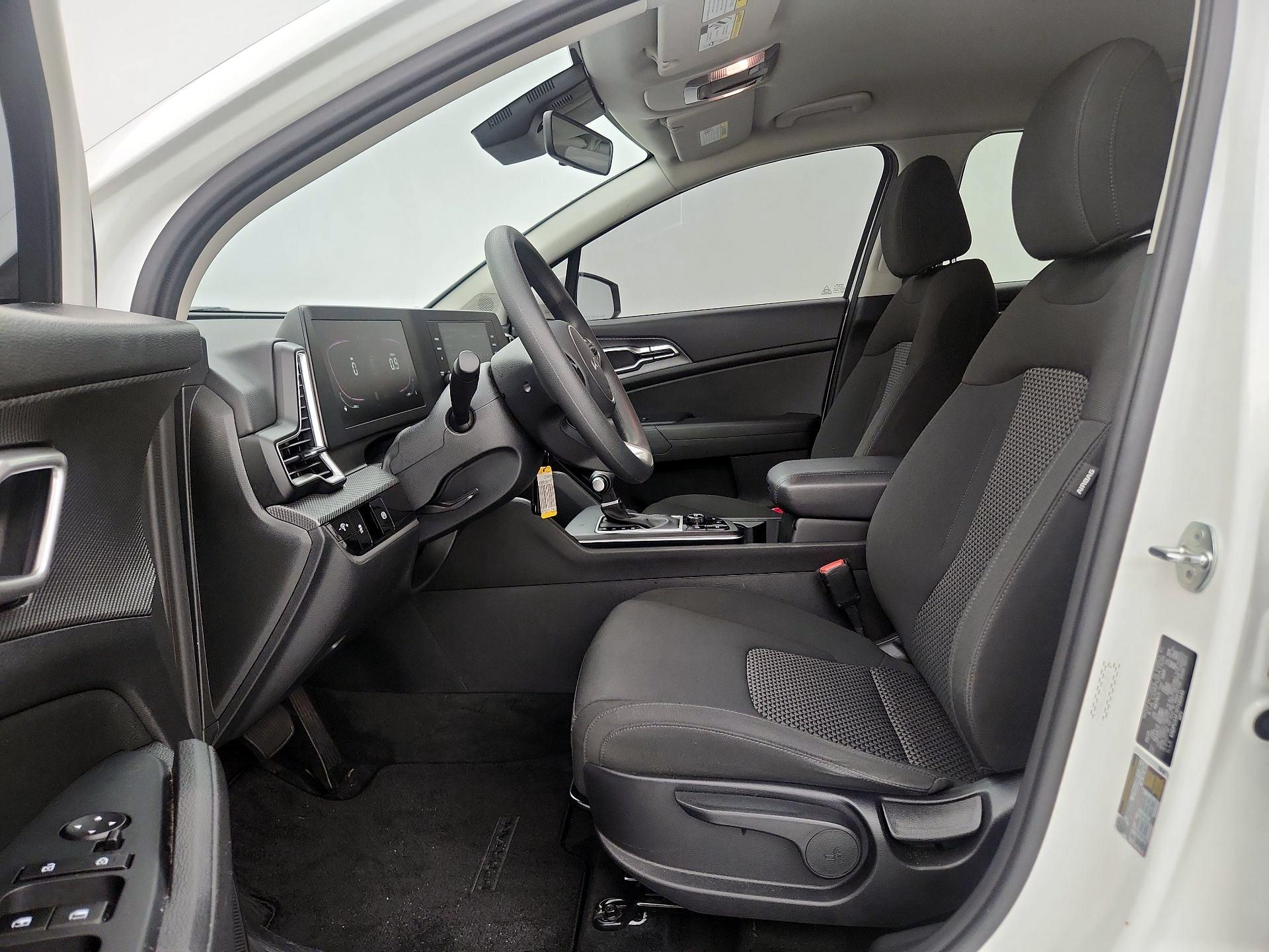 Thumbnail: 2023 Kia Sportage - 11