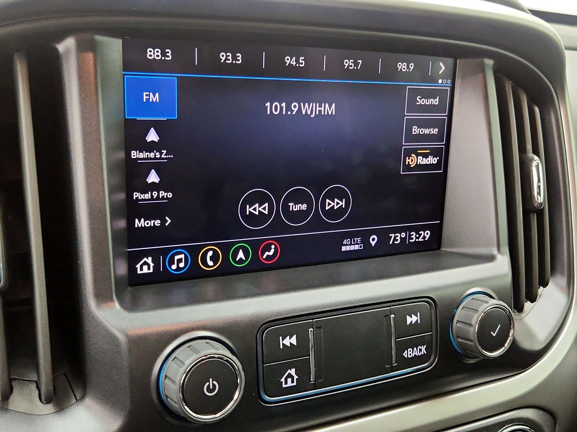 Thumbnail: 2022 Chevrolet Colorado - 15