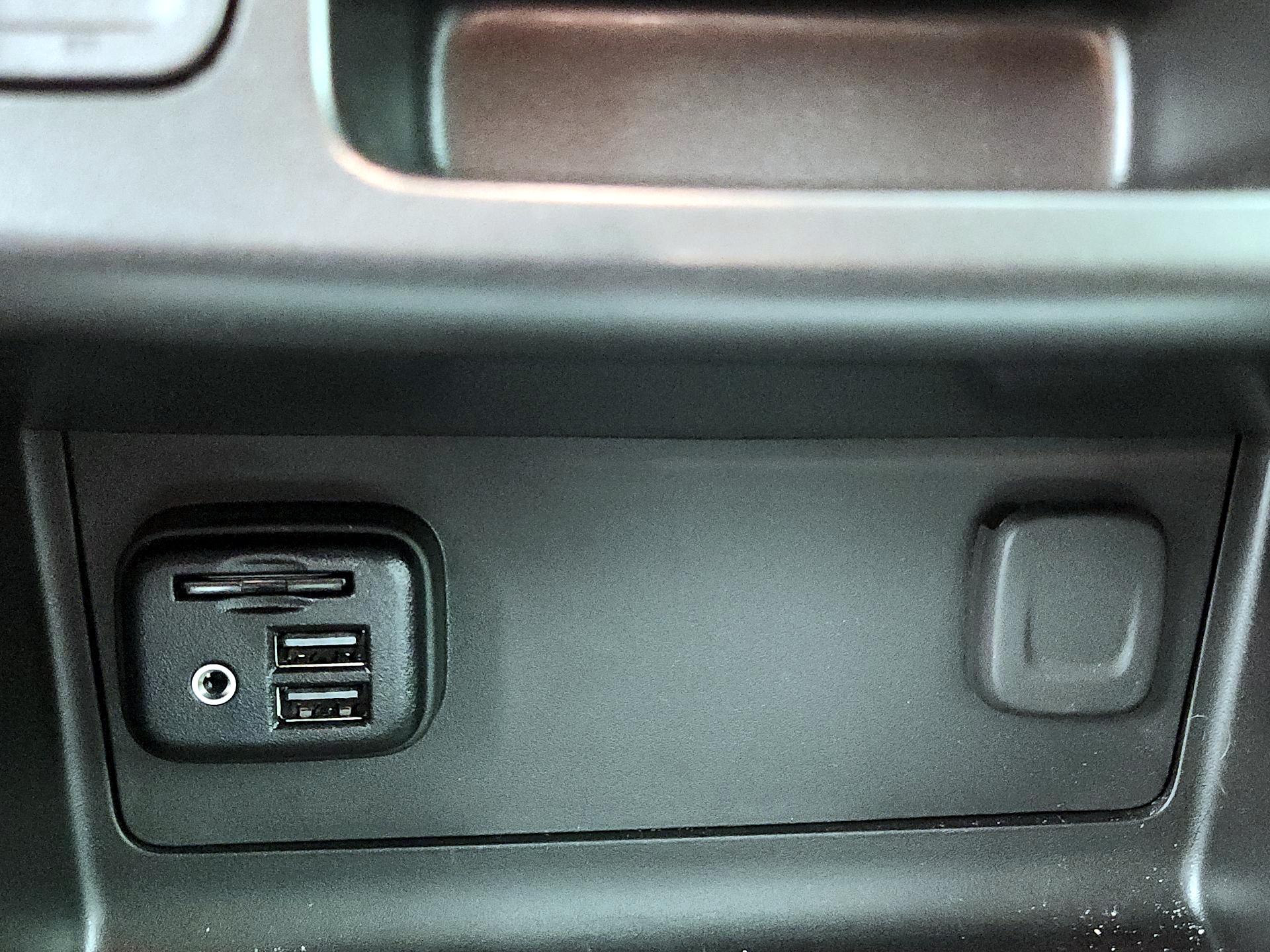 Thumbnail: 2022 Chevrolet Colorado - 18