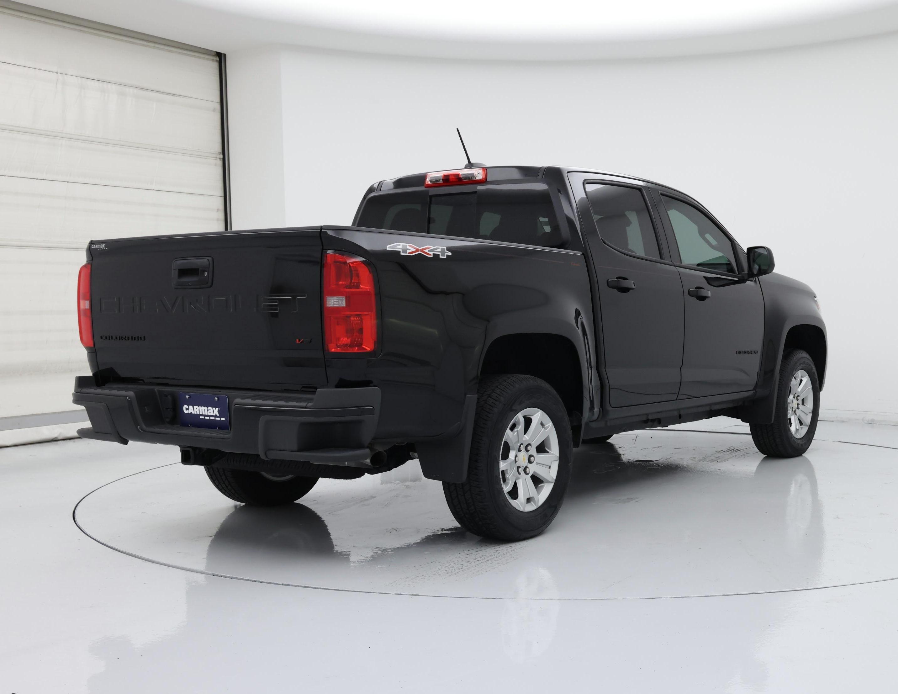 Thumbnail: 2022 Chevrolet Colorado - 8