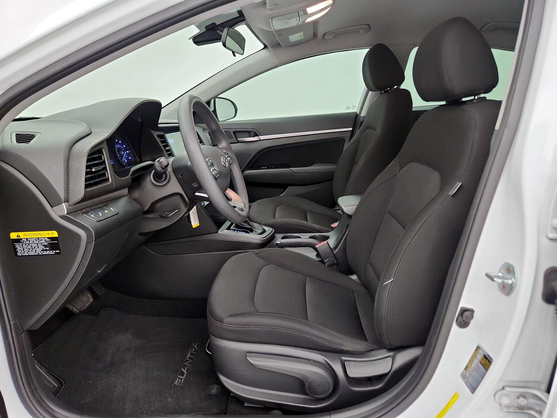 Thumbnail: 2019 Hyundai Elantra - 11