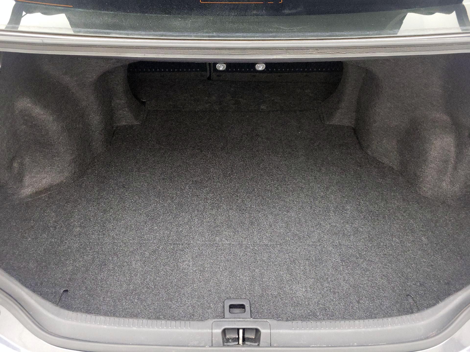 Thumbnail: 2014 Toyota Camry - 19