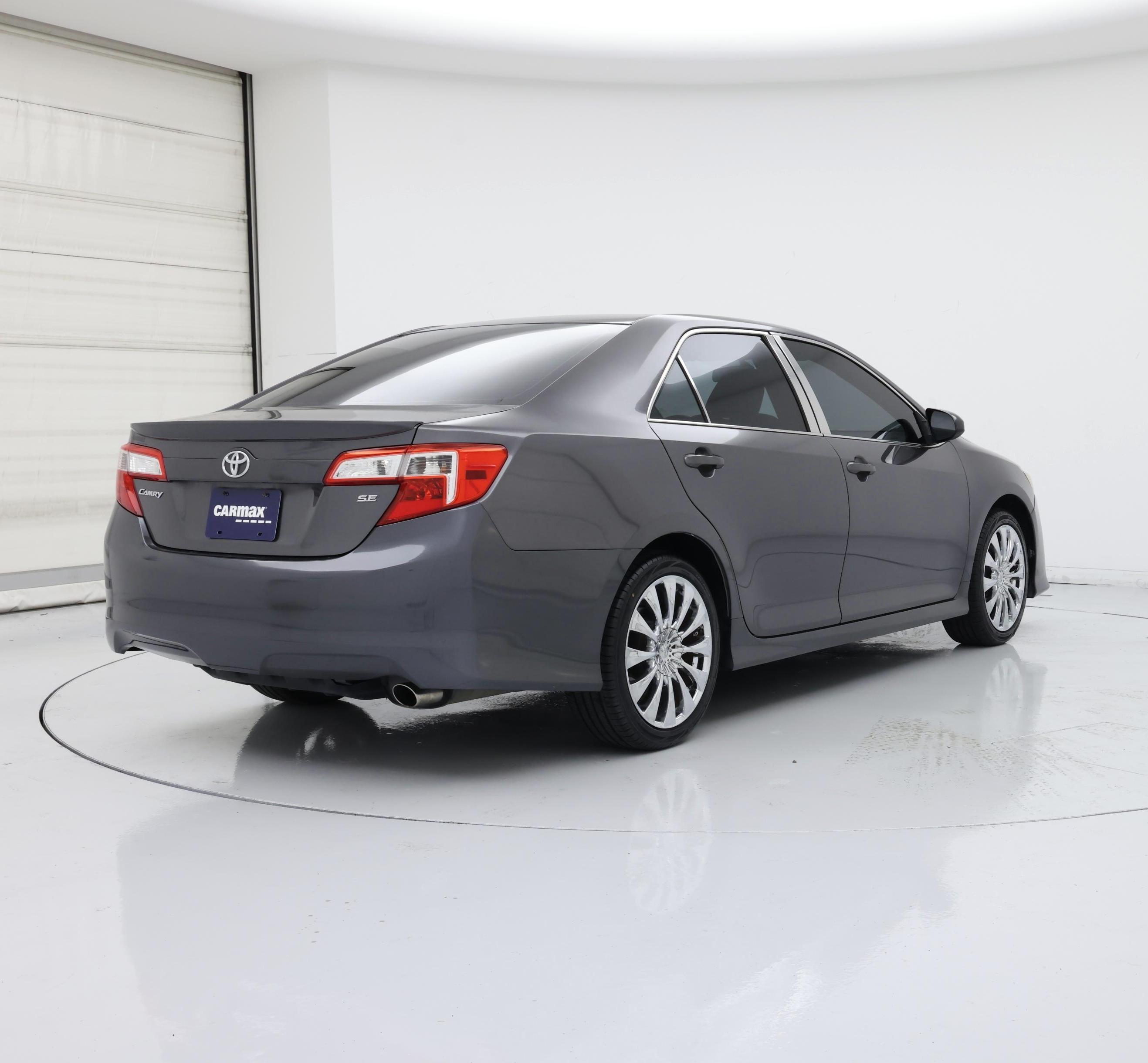 Thumbnail: 2014 Toyota Camry - 8