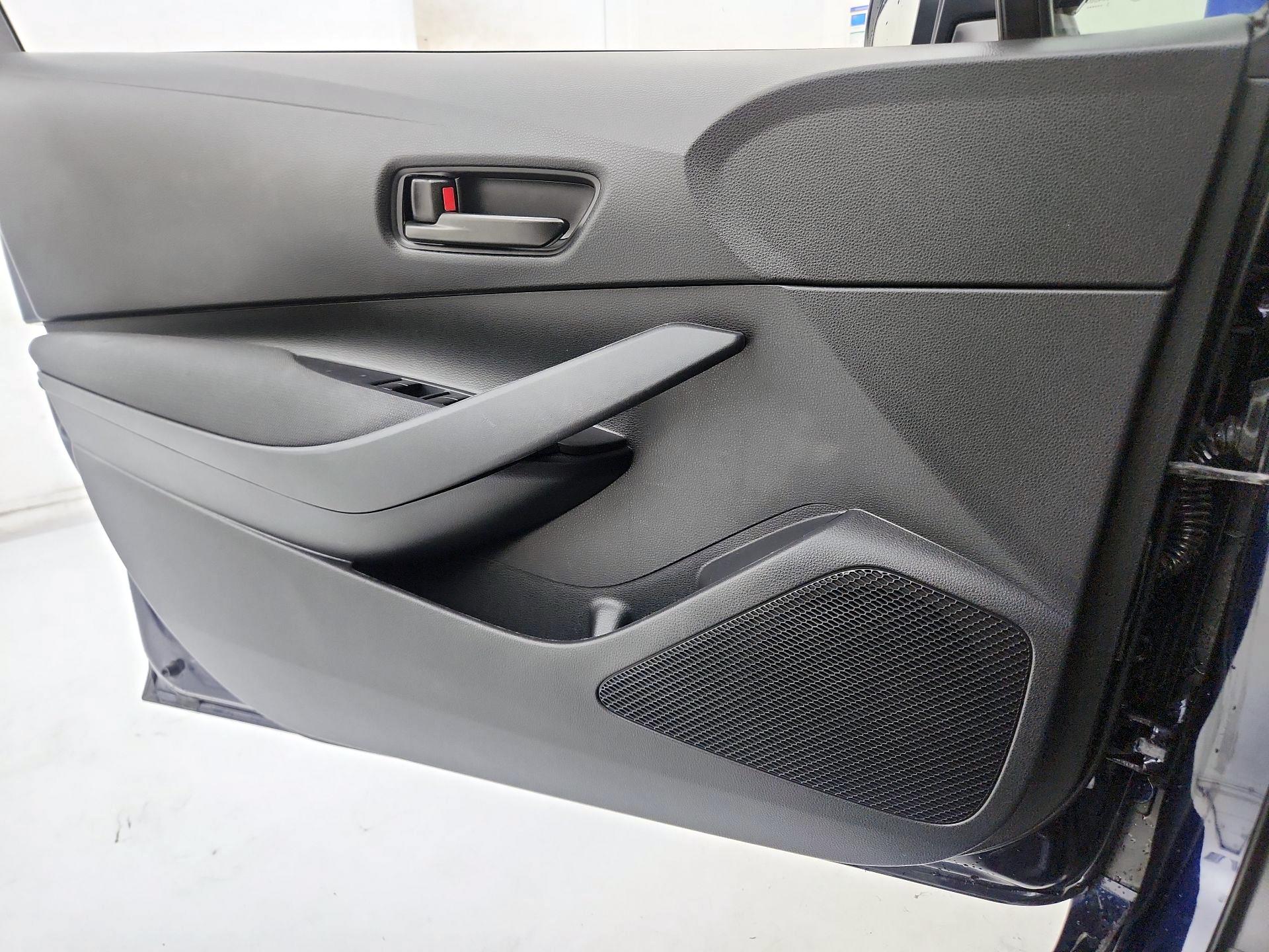 Thumbnail: 2023 Toyota Corolla - 12