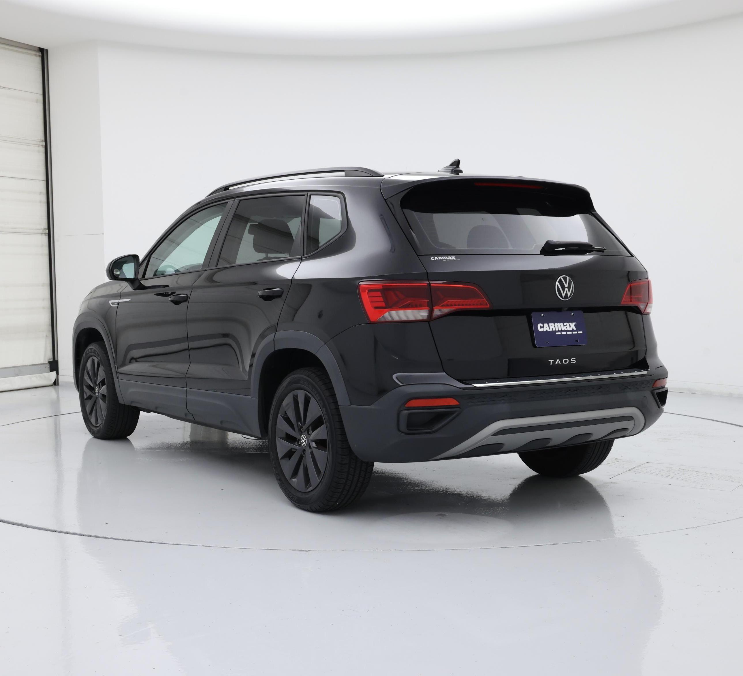 Thumbnail: 2022 Volkswagen Taos - 2