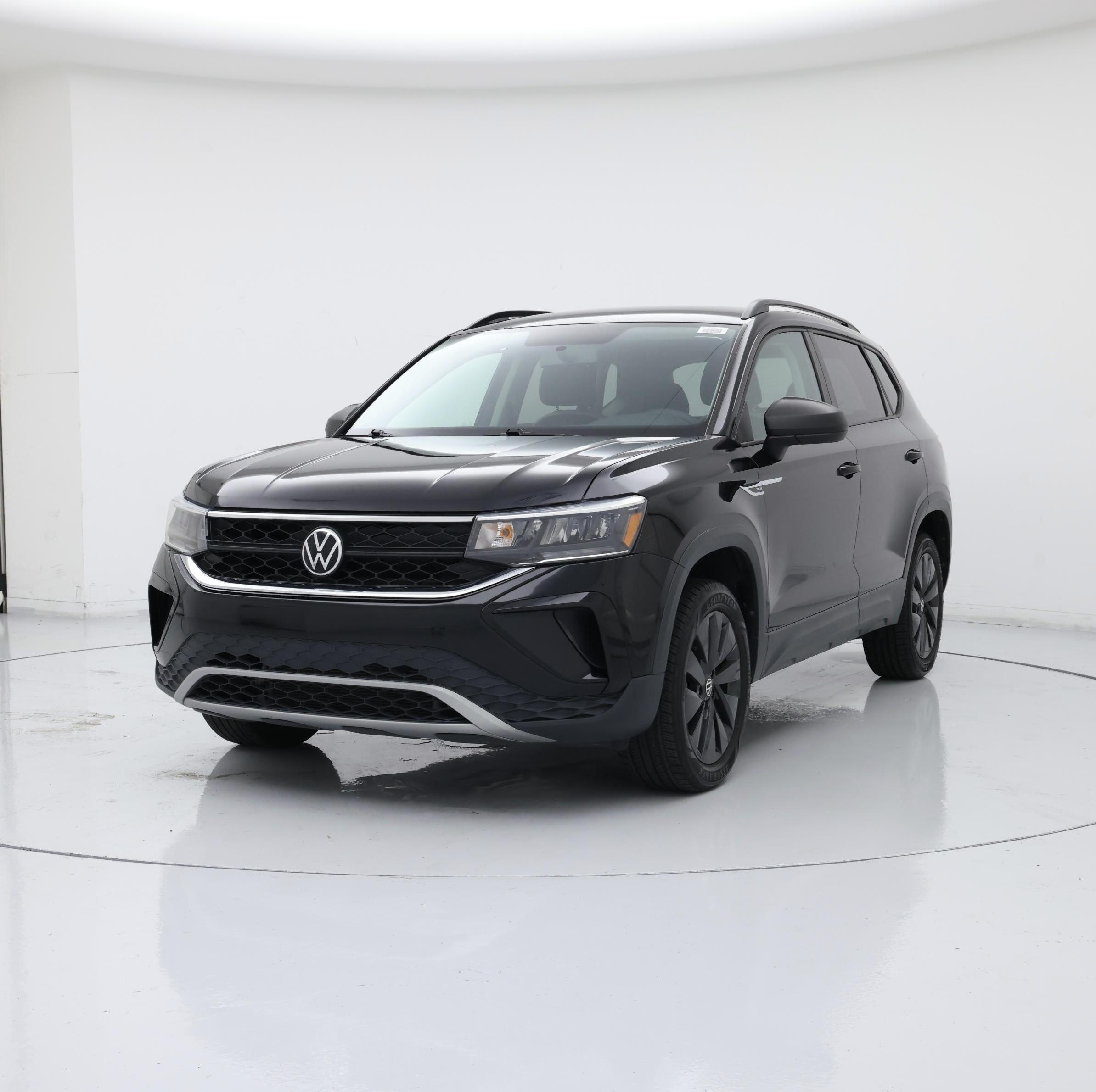 Thumbnail: 2022 Volkswagen Taos - 4