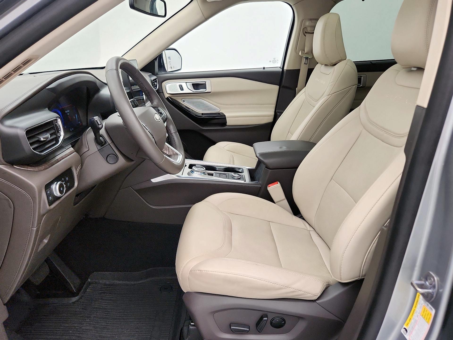 Thumbnail: 2023 Ford Explorer - 11