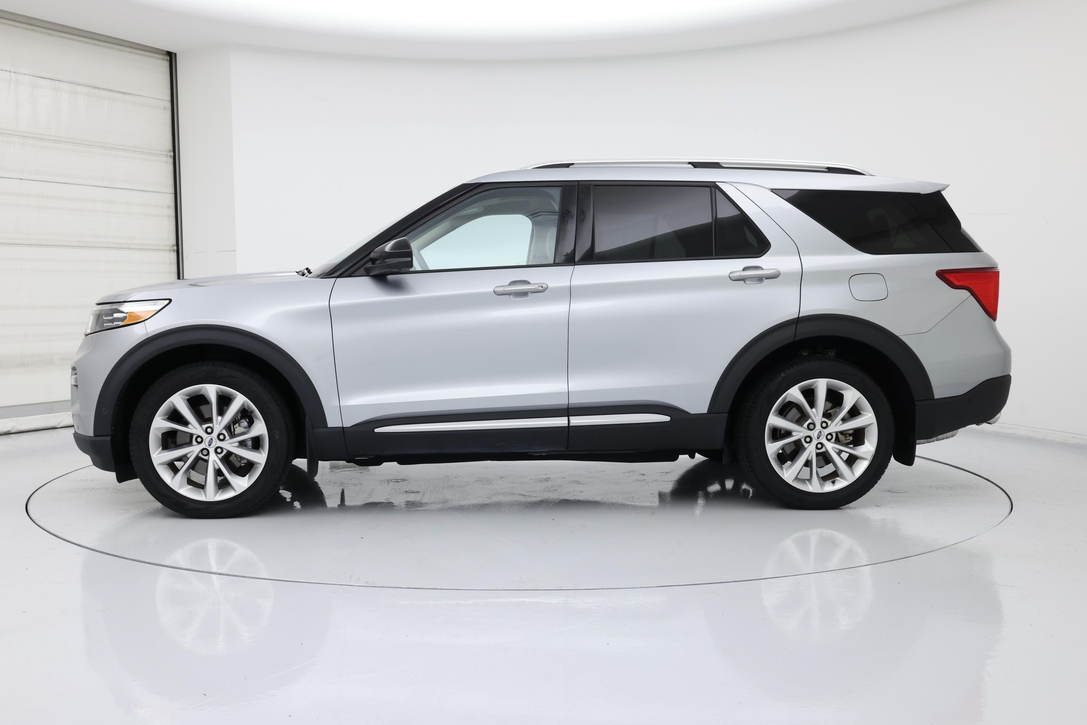 Thumbnail: 2023 Ford Explorer - 3
