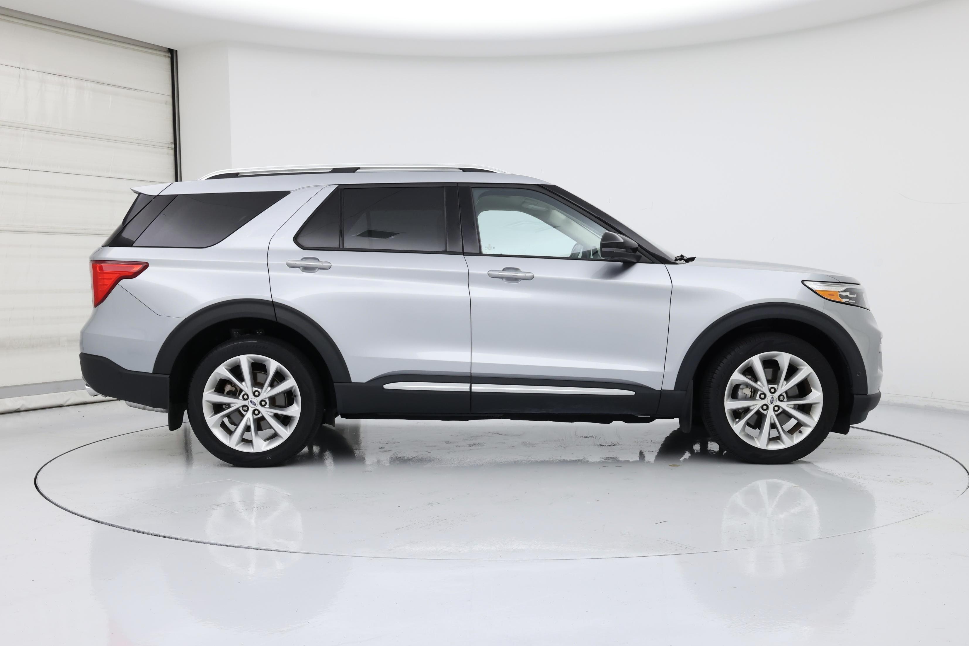 Thumbnail: 2023 Ford Explorer - 7