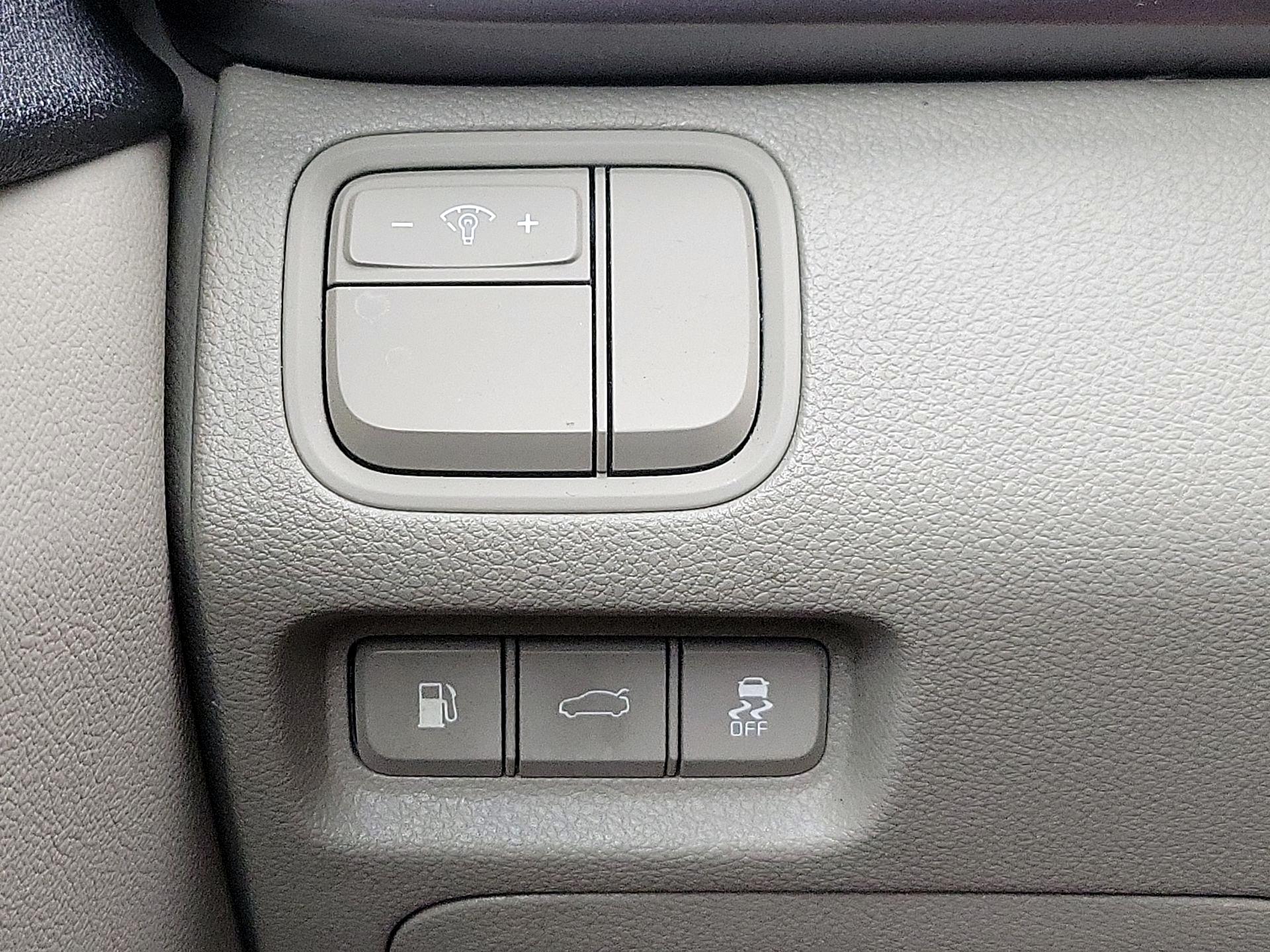 Thumbnail: 2017 Kia Optima - 13