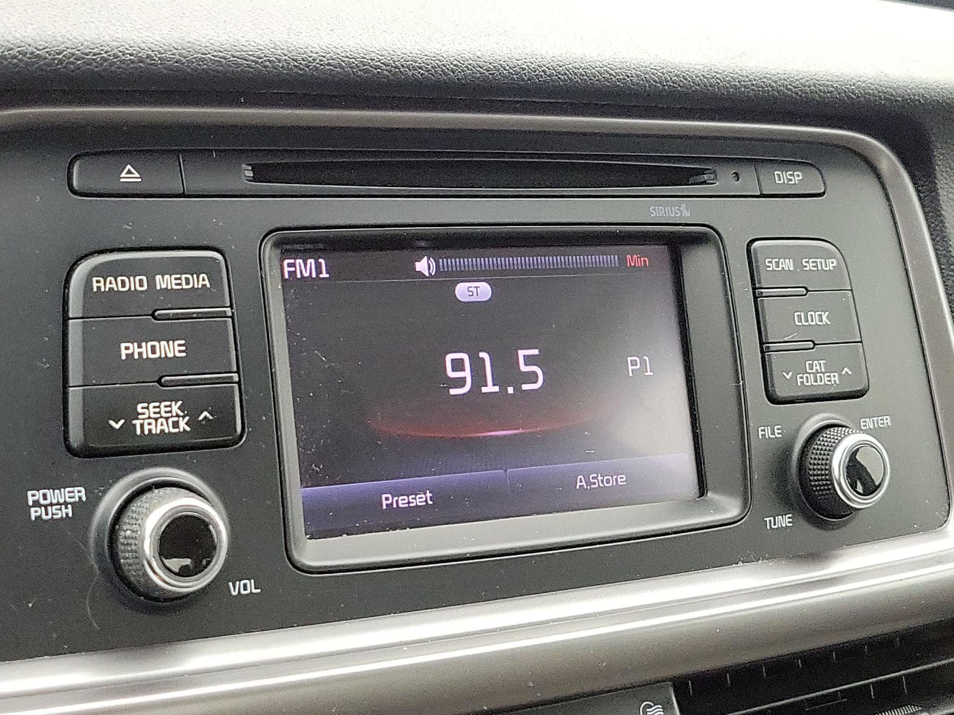 Thumbnail: 2017 Kia Optima - 15