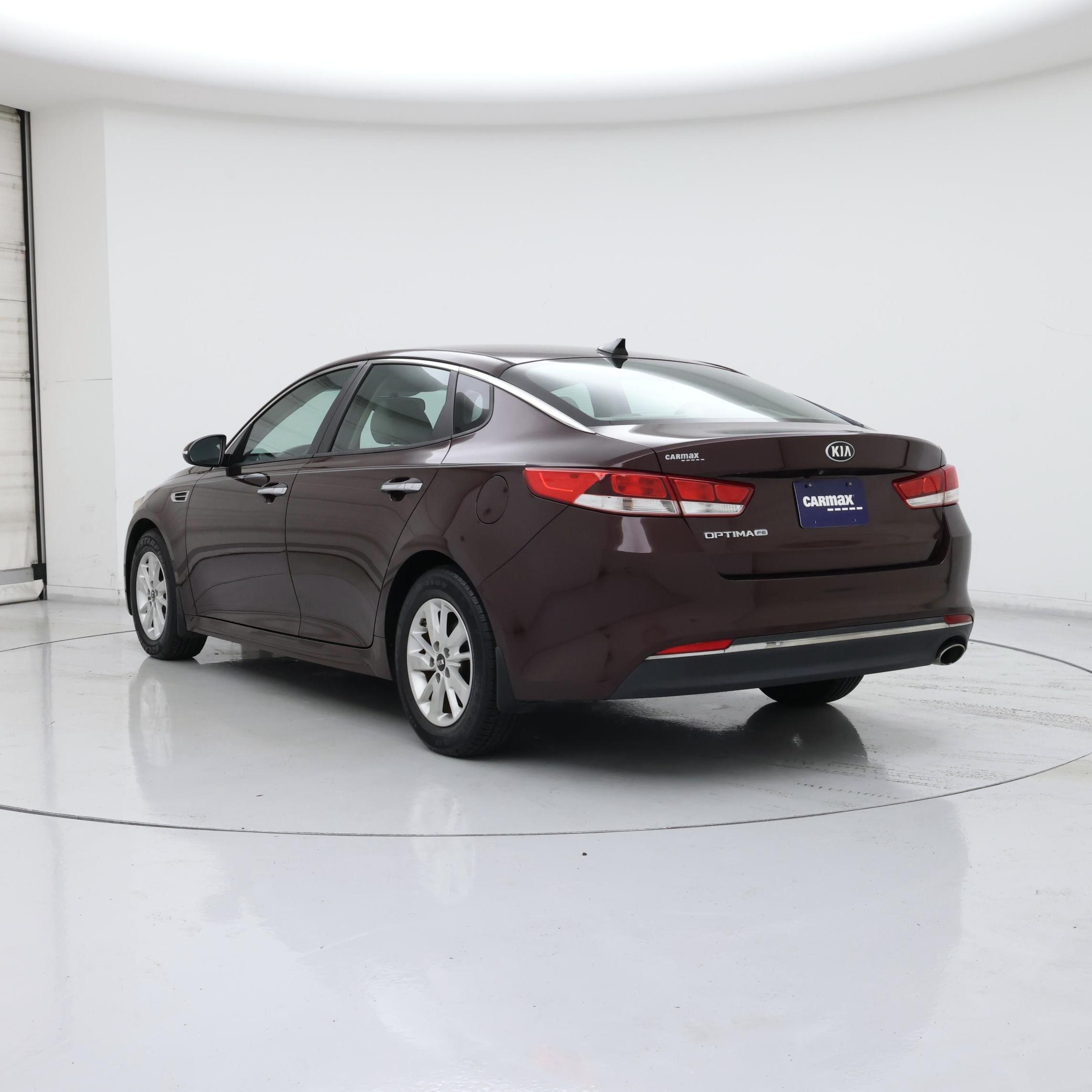 Thumbnail: 2017 Kia Optima - 2