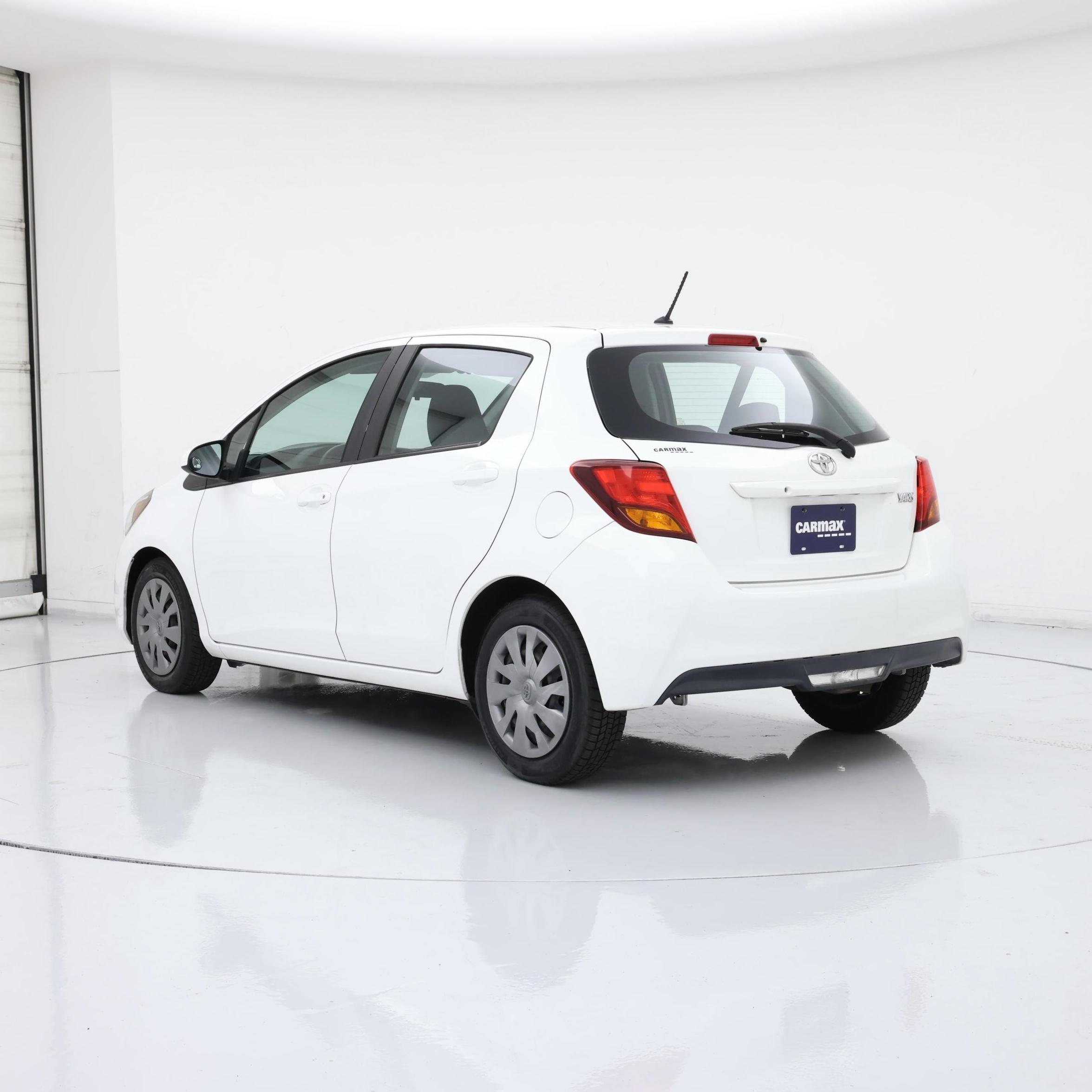 Thumbnail: 2015 Toyota Yaris - 2