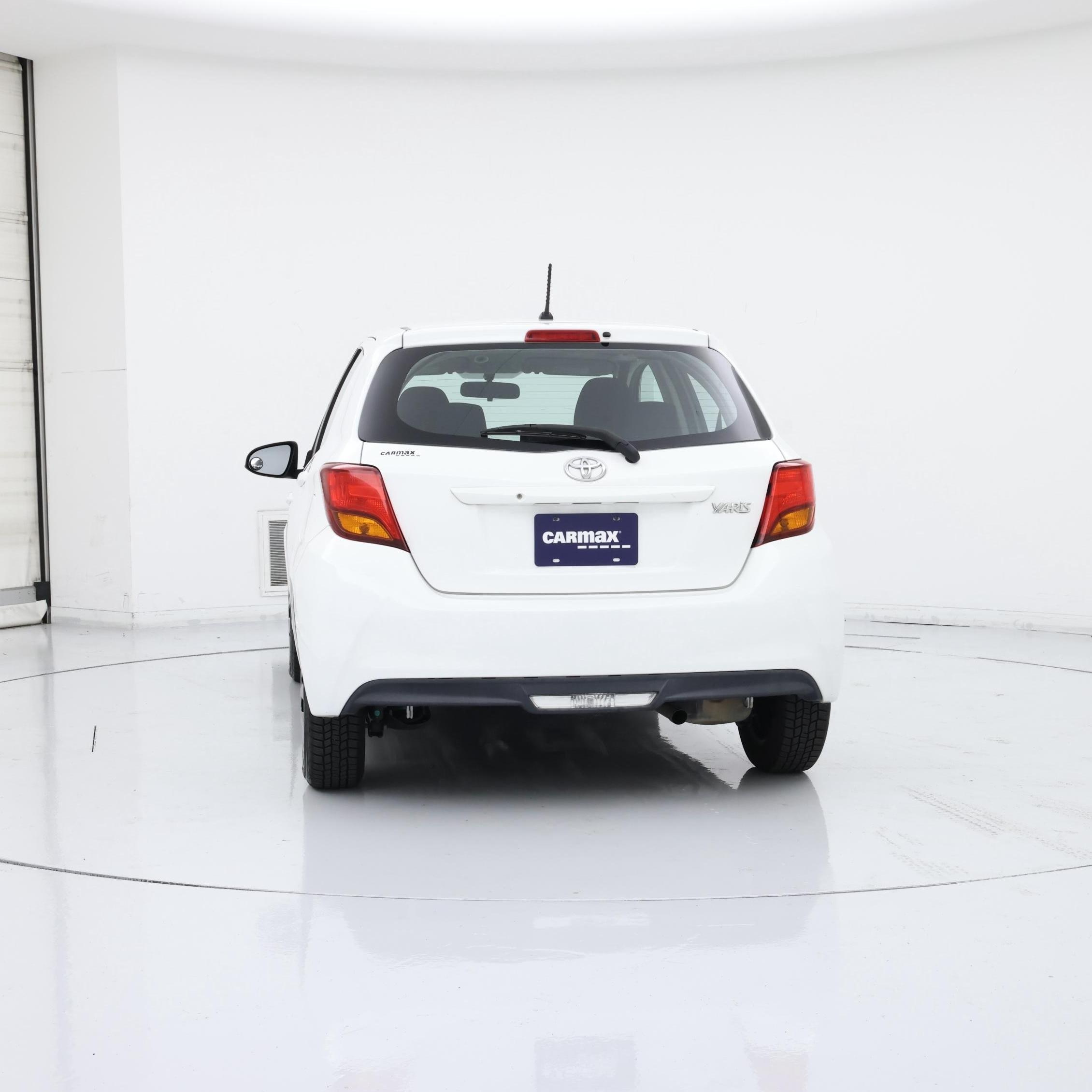 Thumbnail: 2015 Toyota Yaris - 6