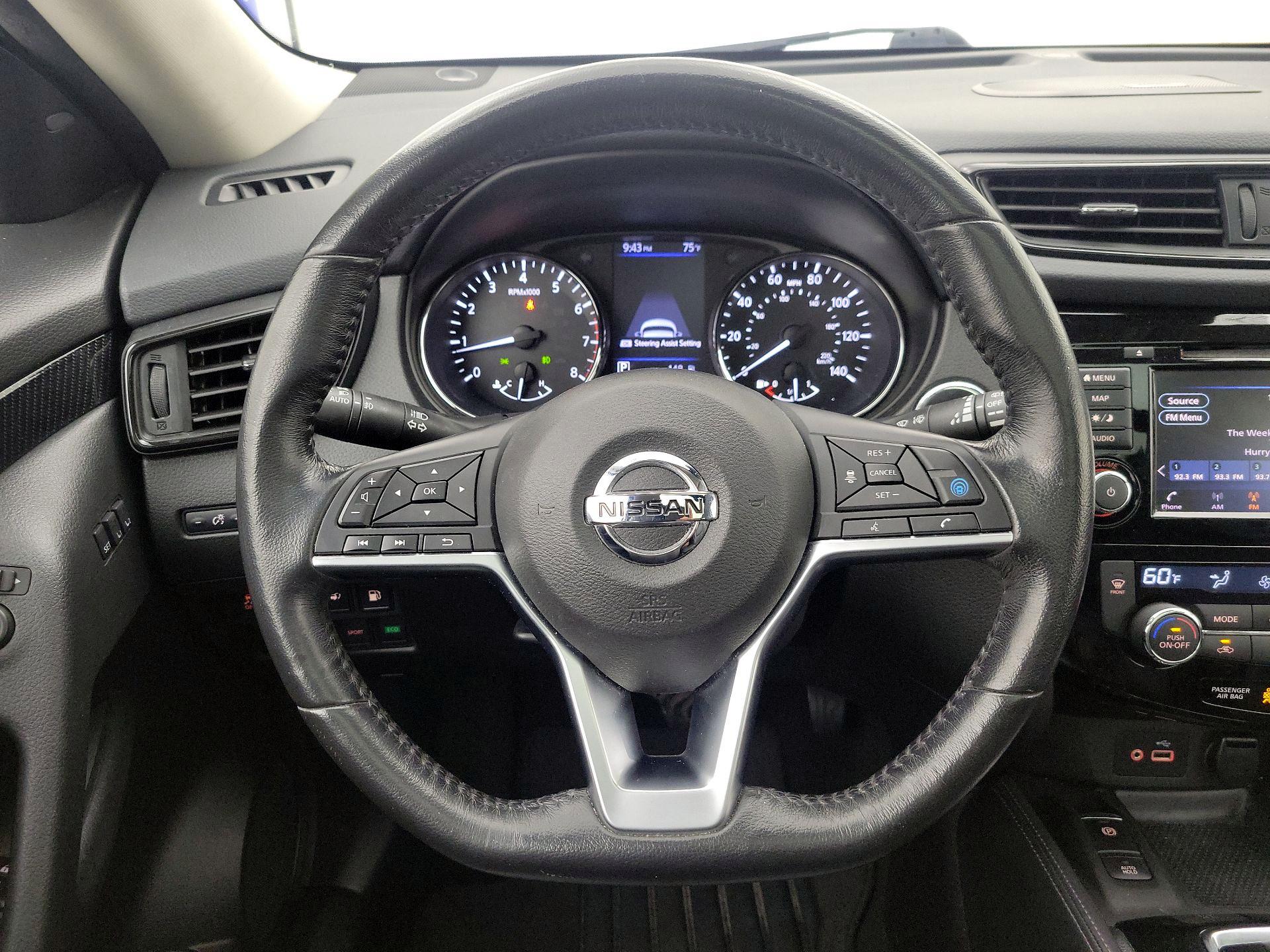 Thumbnail: 2018 Nissan Rogue - 10