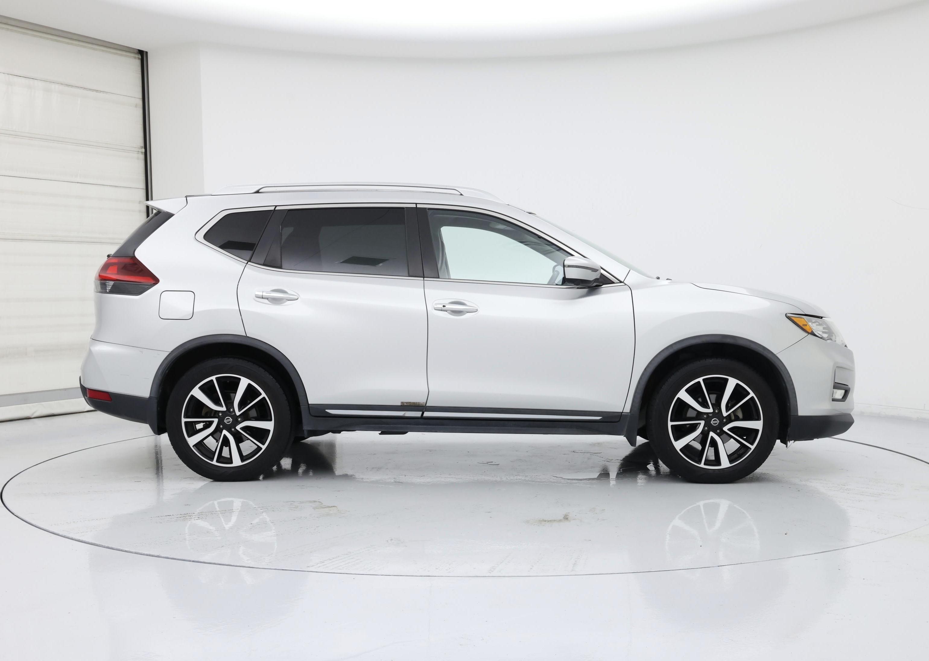 Thumbnail: 2018 Nissan Rogue - 7