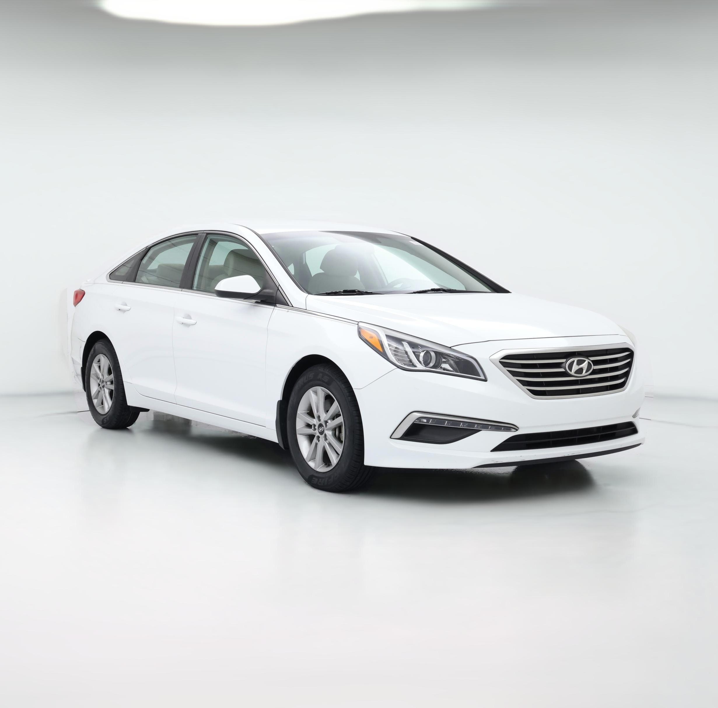 Thumbnail: 2015 Hyundai Sonata - 1