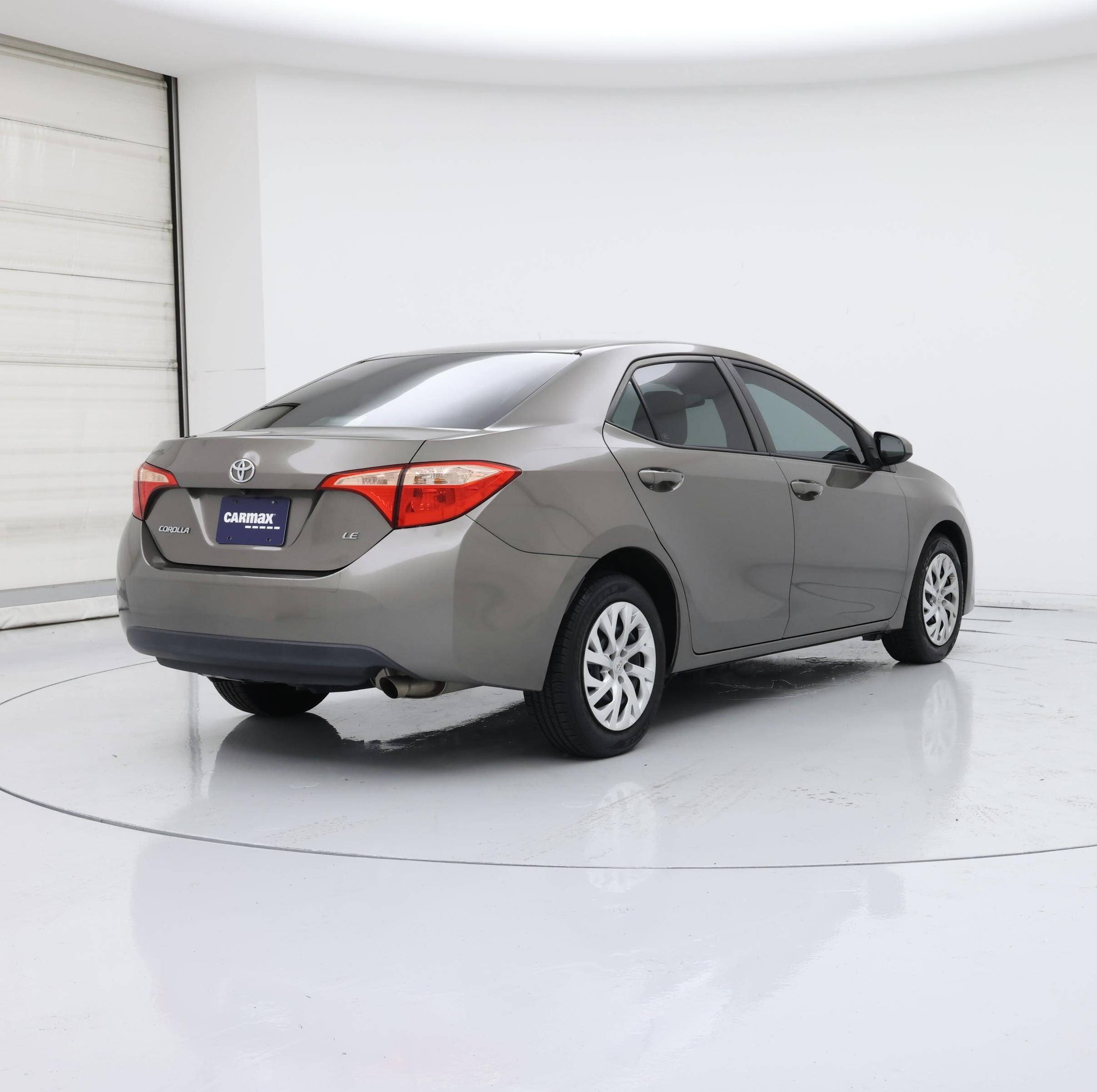 Thumbnail: 2018 Toyota Corolla - 8