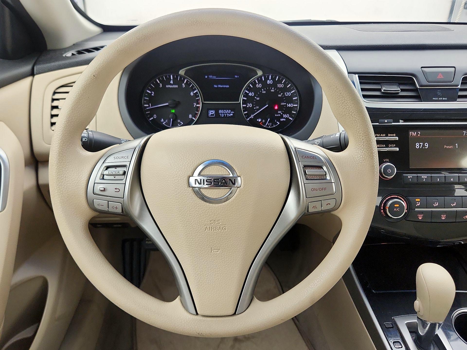 Thumbnail: 2014 Nissan Altima - 10