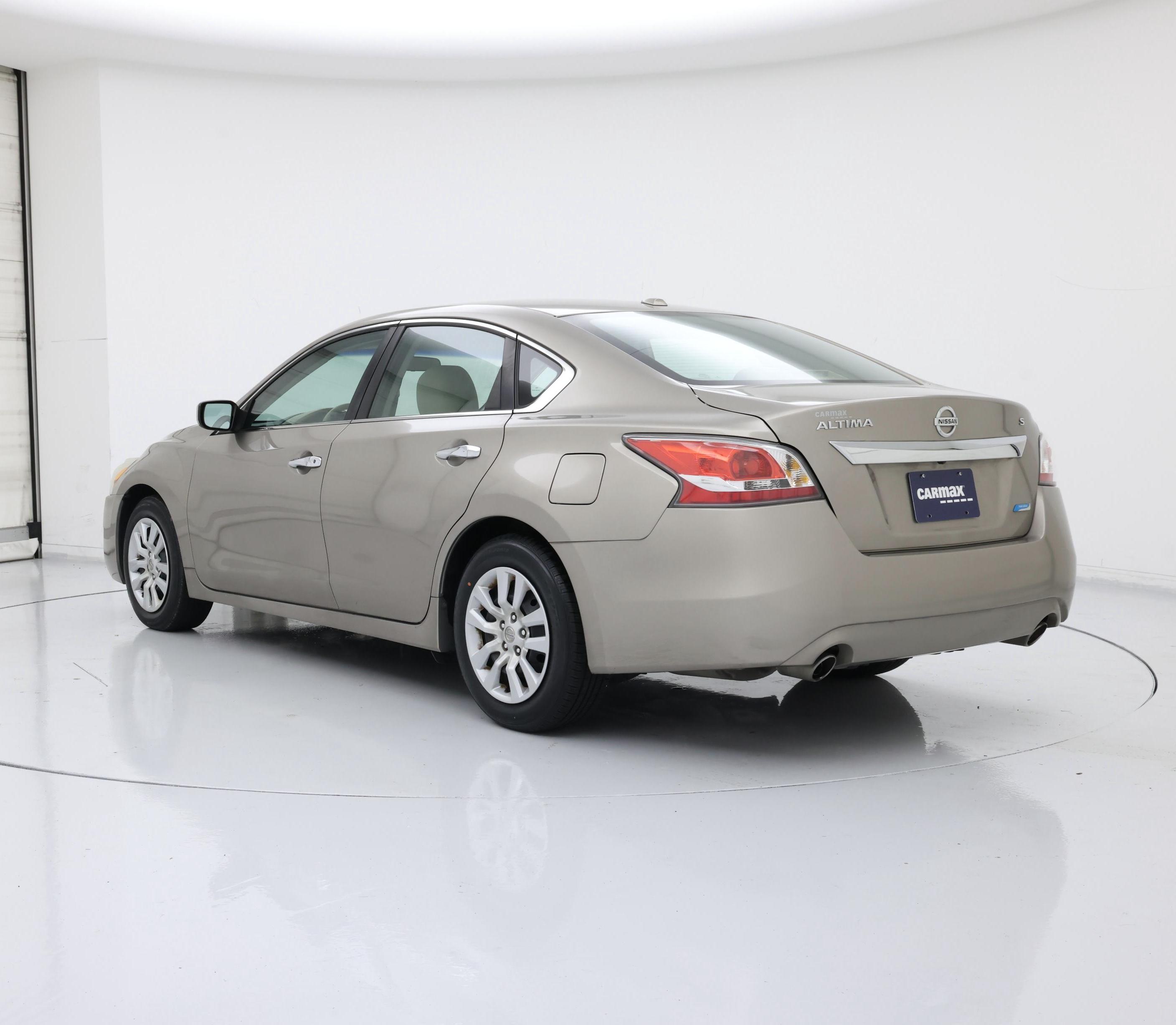 Thumbnail: 2014 Nissan Altima - 2