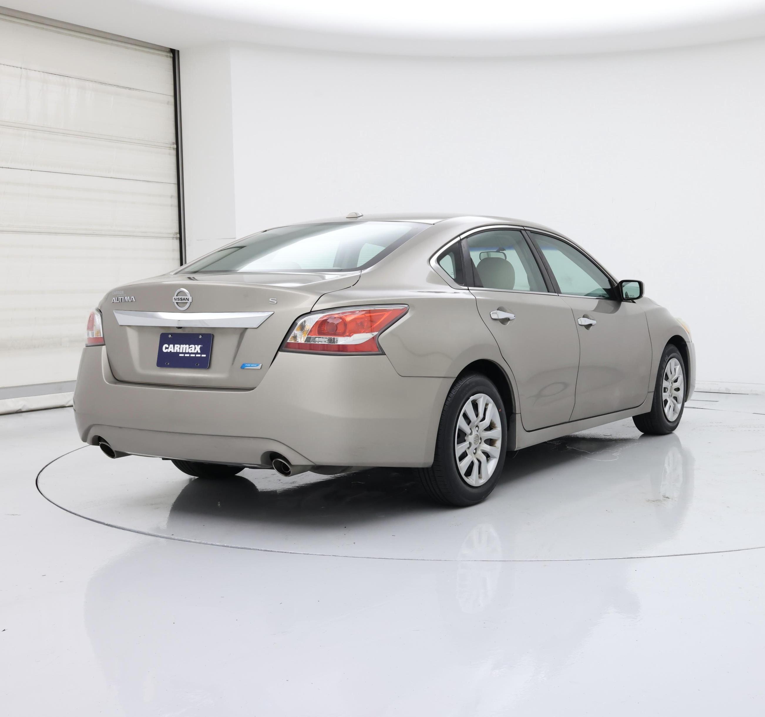 Thumbnail: 2014 Nissan Altima - 8