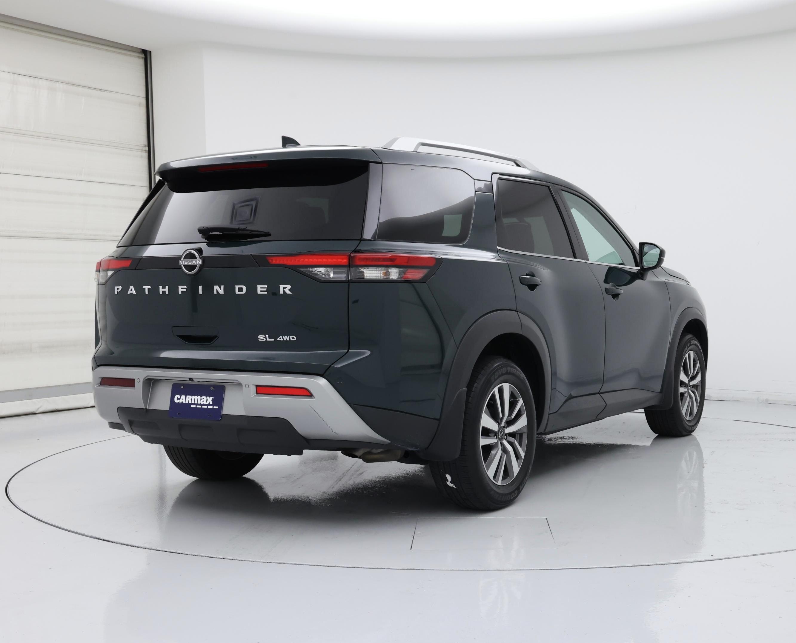 Thumbnail: 2022 Nissan Pathfinder - 8