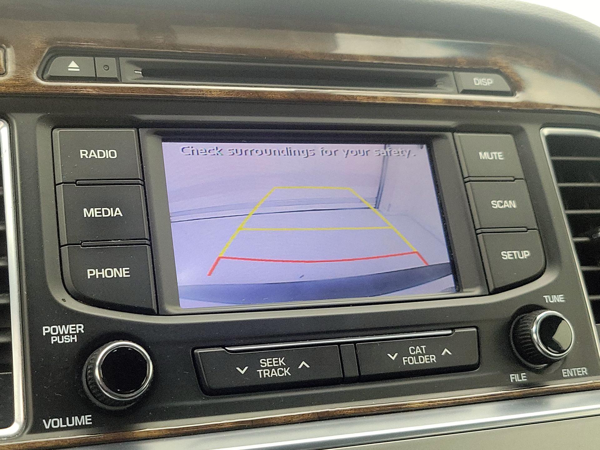 Thumbnail: 2015 Hyundai Sonata - 14