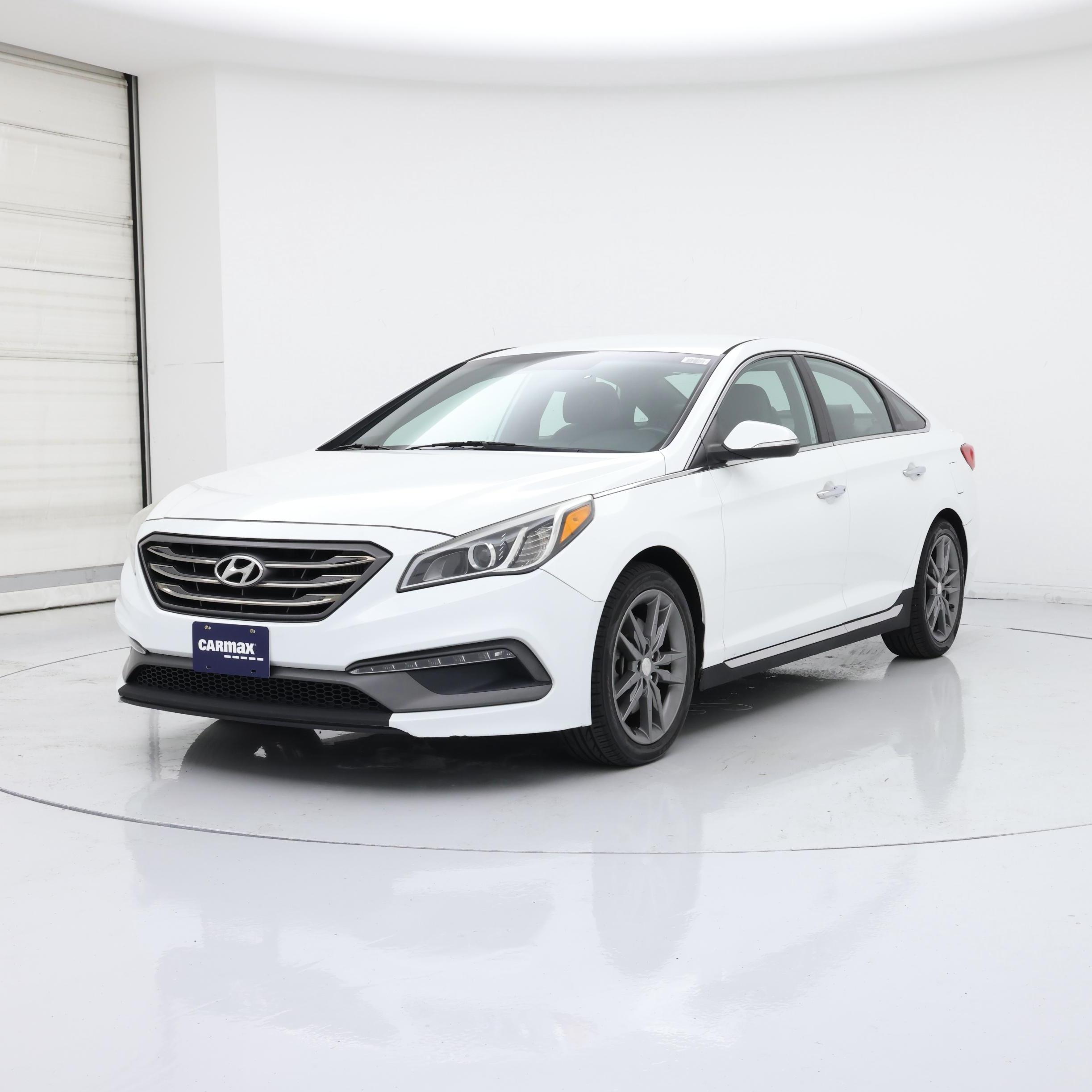 Thumbnail: 2015 Hyundai Sonata - 4