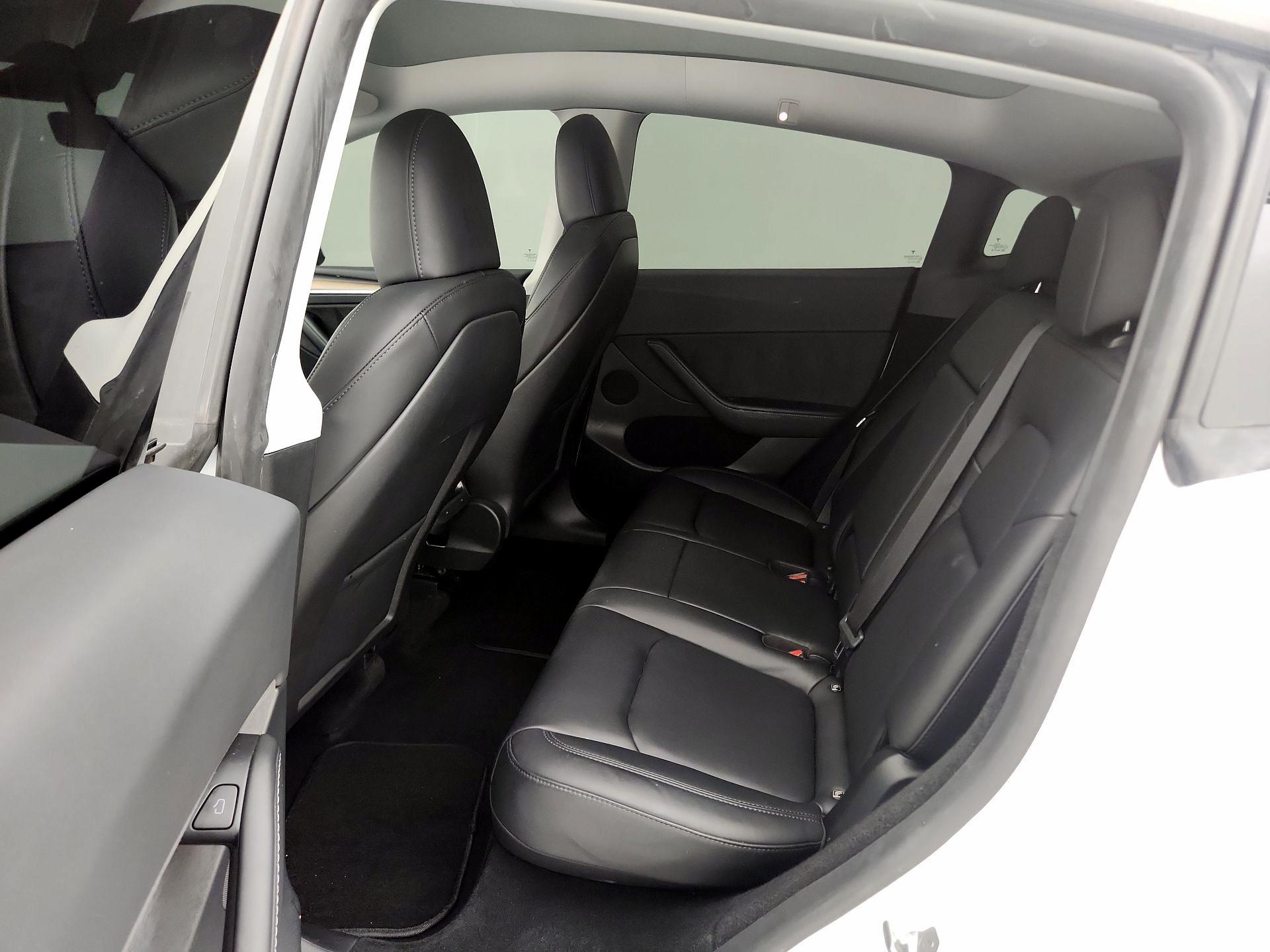 Thumbnail: 2023 Tesla Model Y - 18