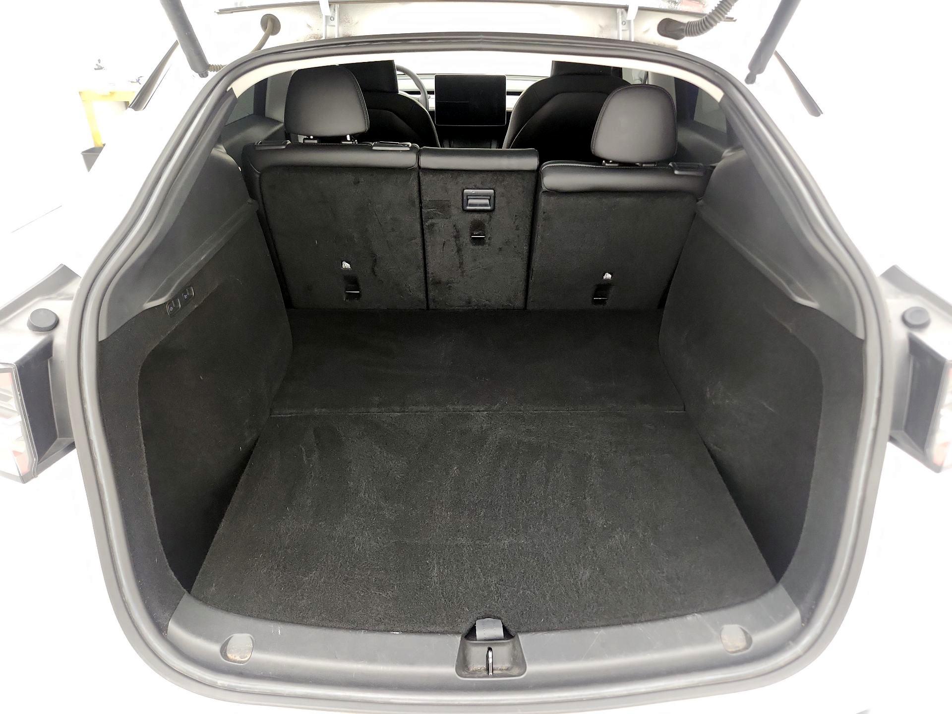 Thumbnail: 2023 Tesla Model Y - 19