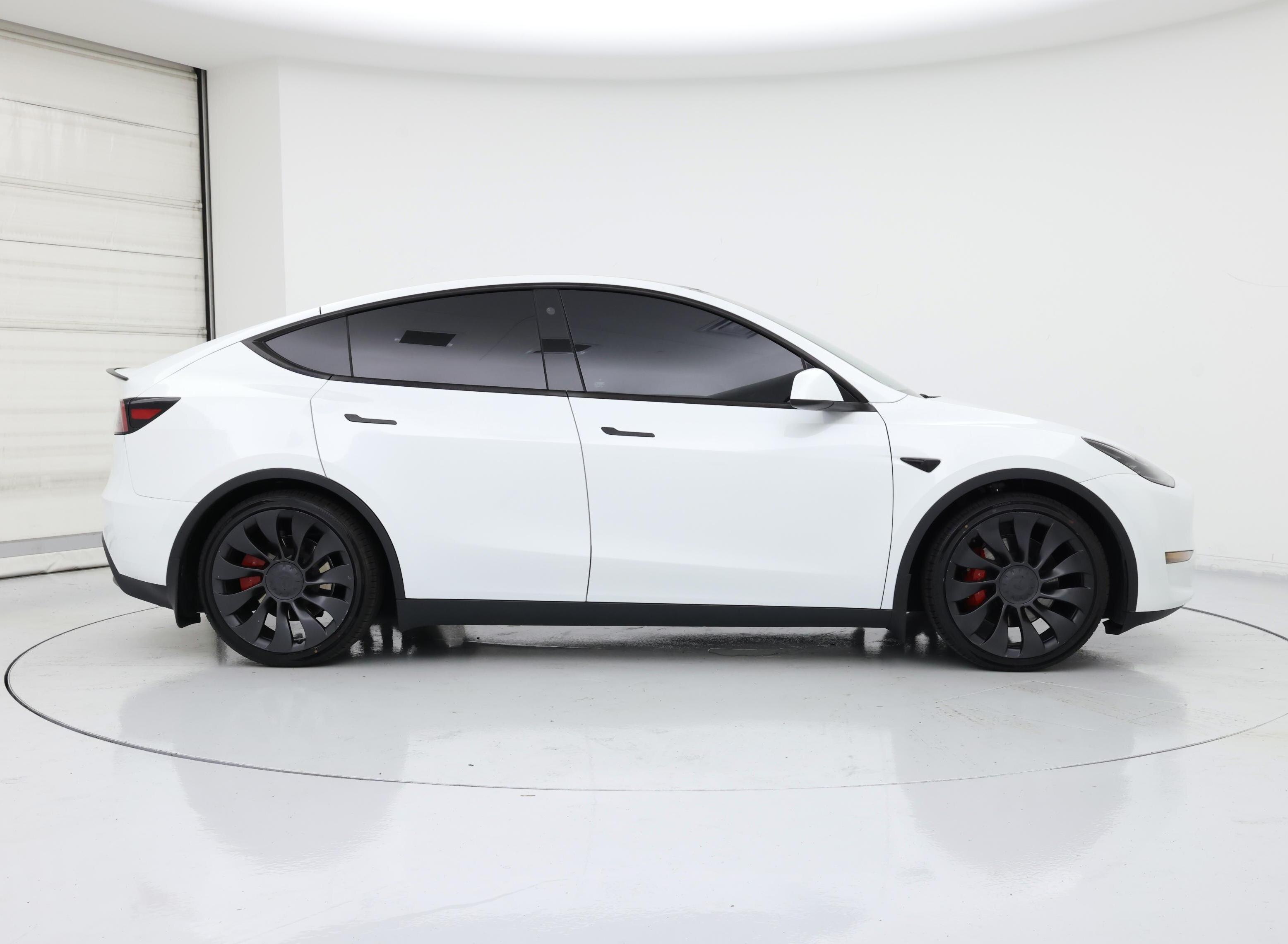 Thumbnail: 2023 Tesla Model Y - 7