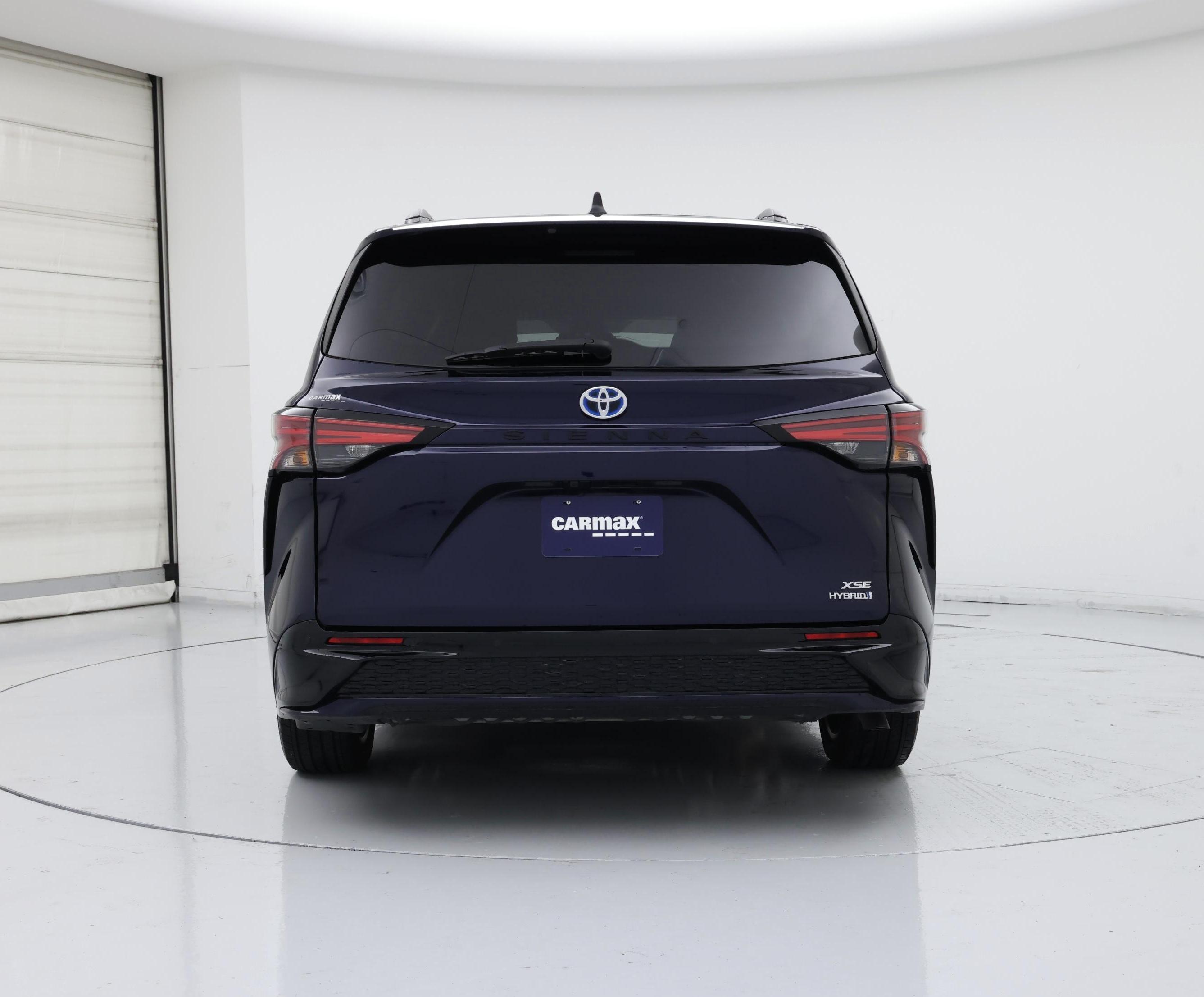 Thumbnail: 2022 Toyota Sienna - 6