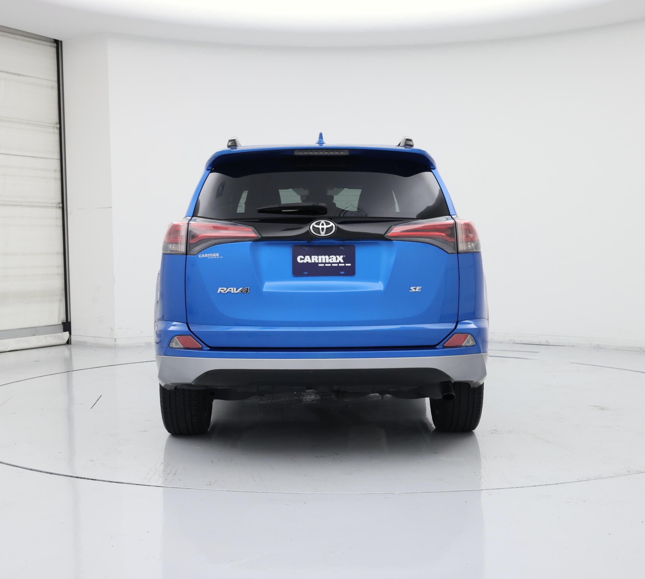 Thumbnail: 2018 Toyota RAV4 - 6