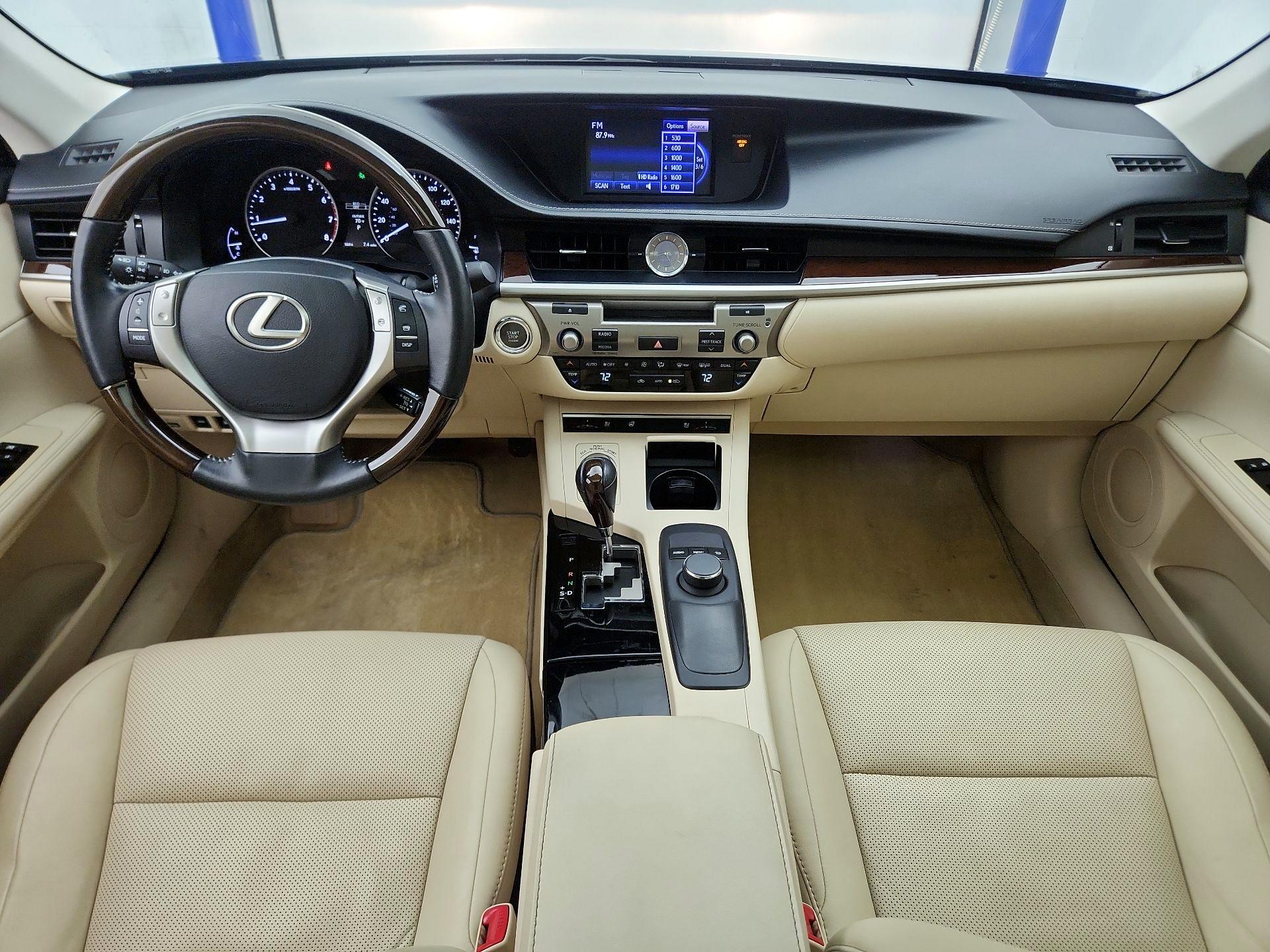 Thumbnail: 2014 Lexus ES - 9