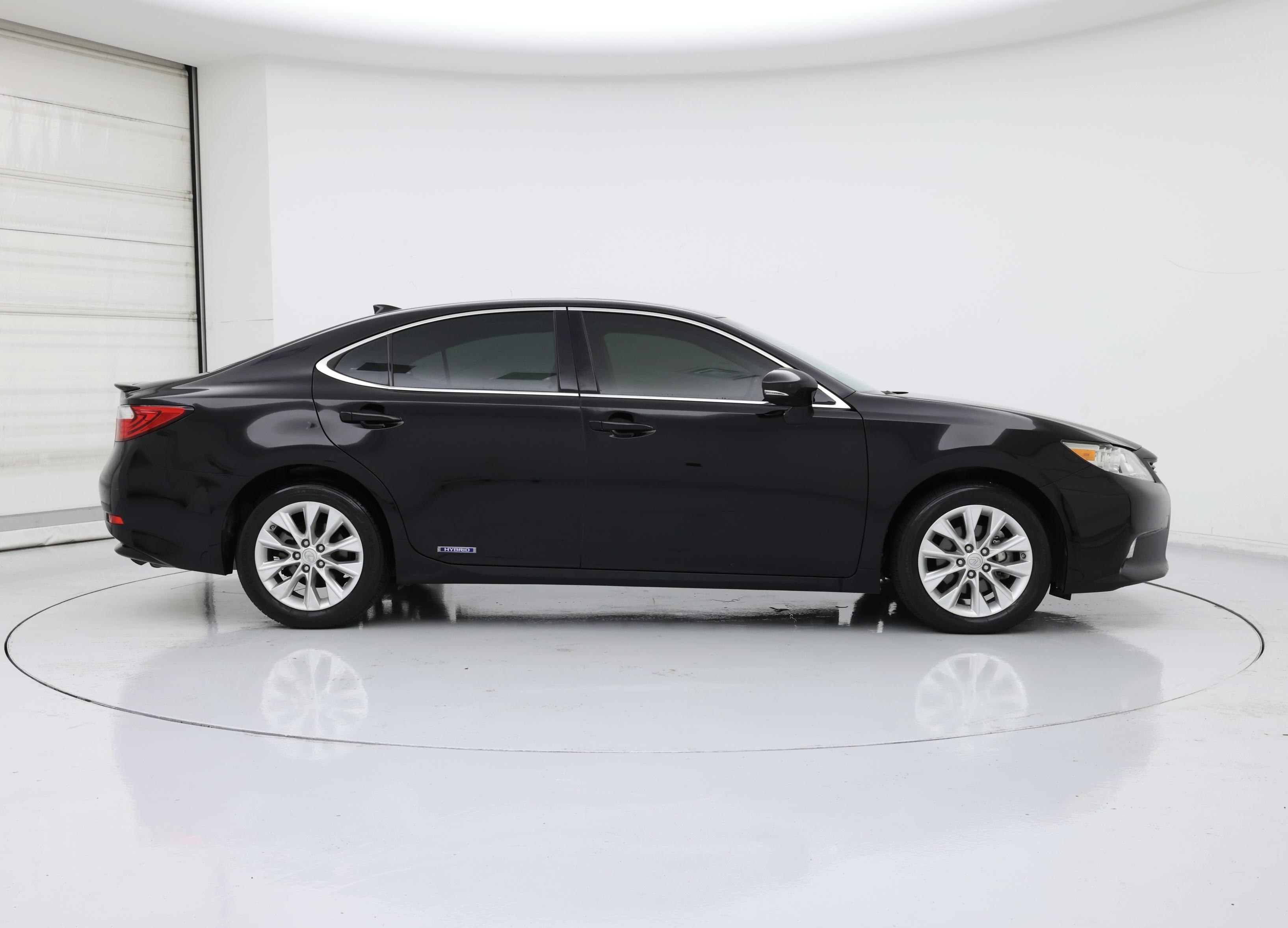 Thumbnail: 2015 Lexus ES - 7