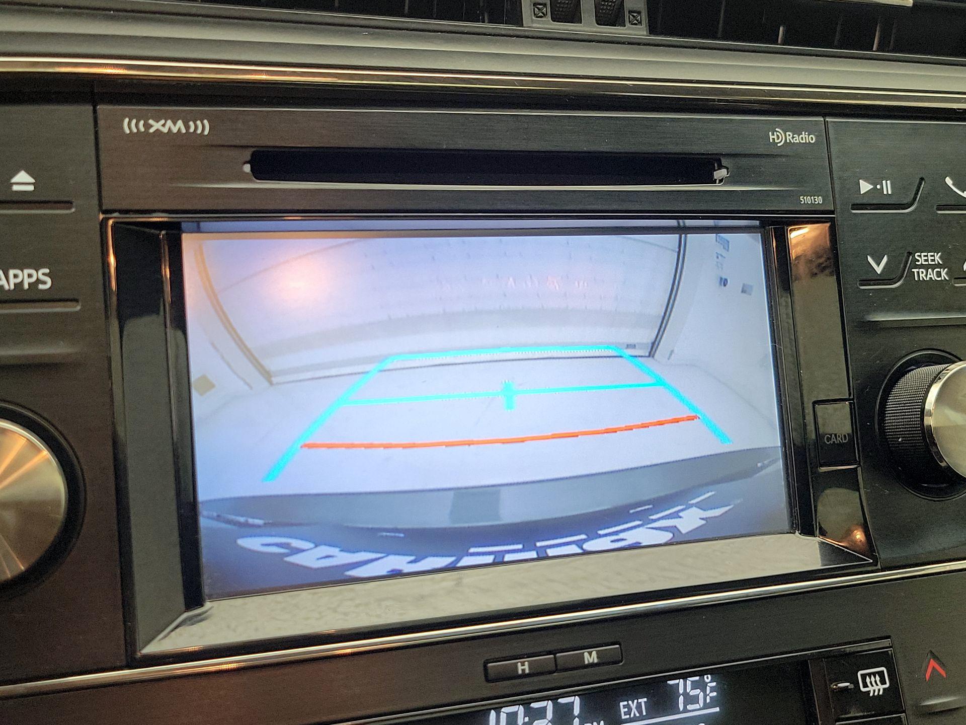 Thumbnail: 2016 Toyota Avalon - 15