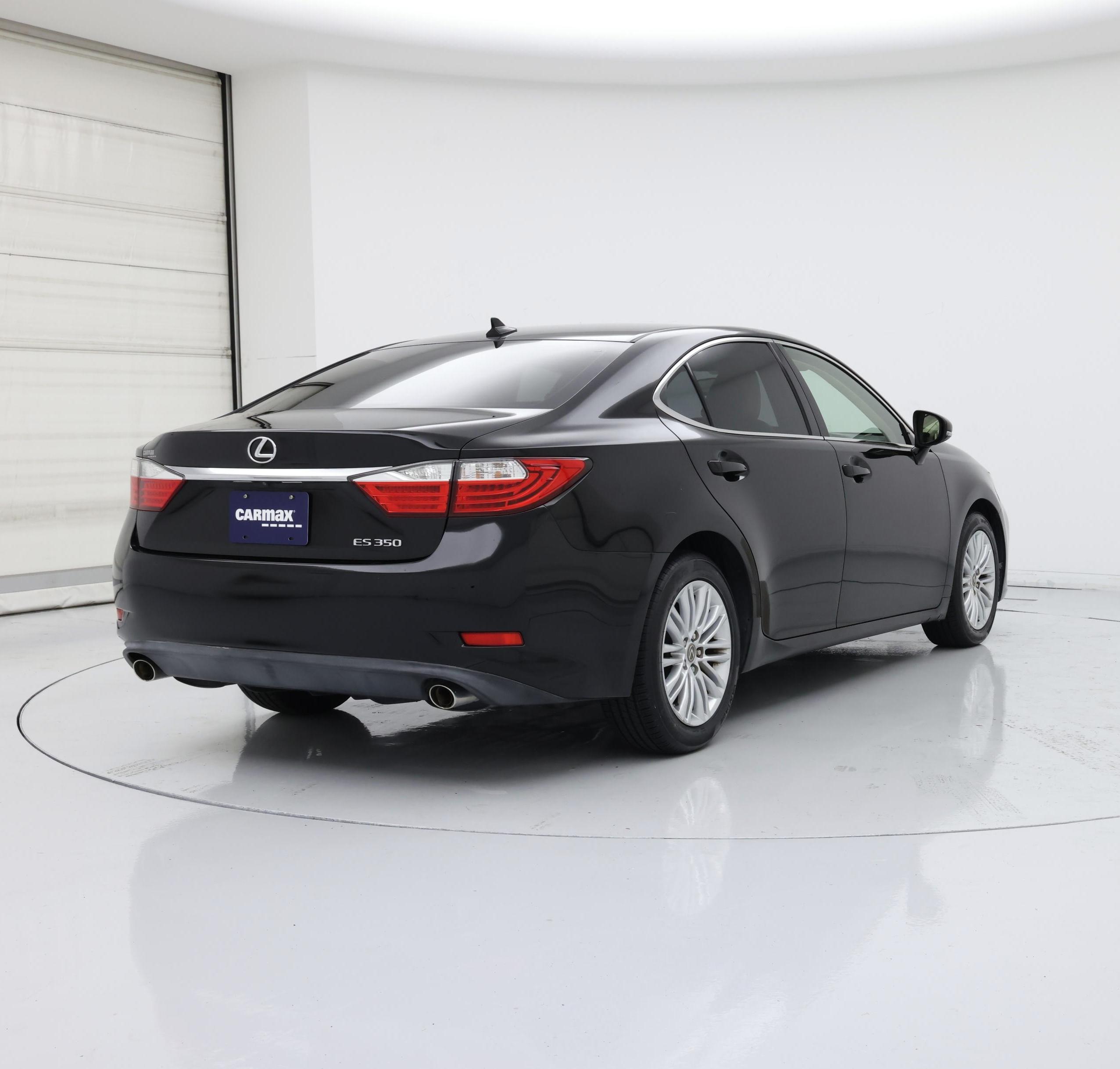 Thumbnail: 2014 Lexus ES - 8
