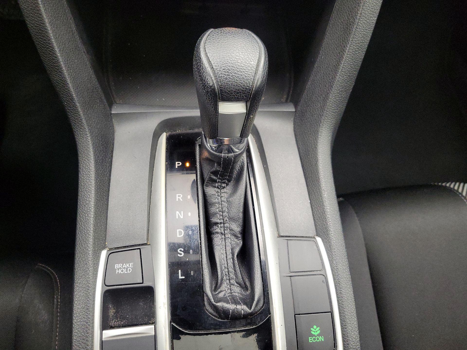 Thumbnail: 2016 Honda Civic - 17