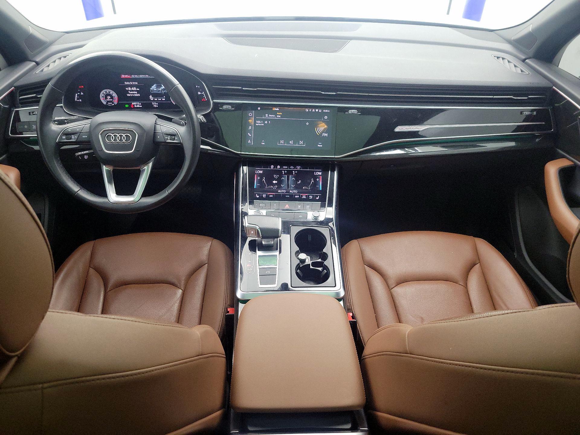 Thumbnail: 2022 Audi Q7 - 9